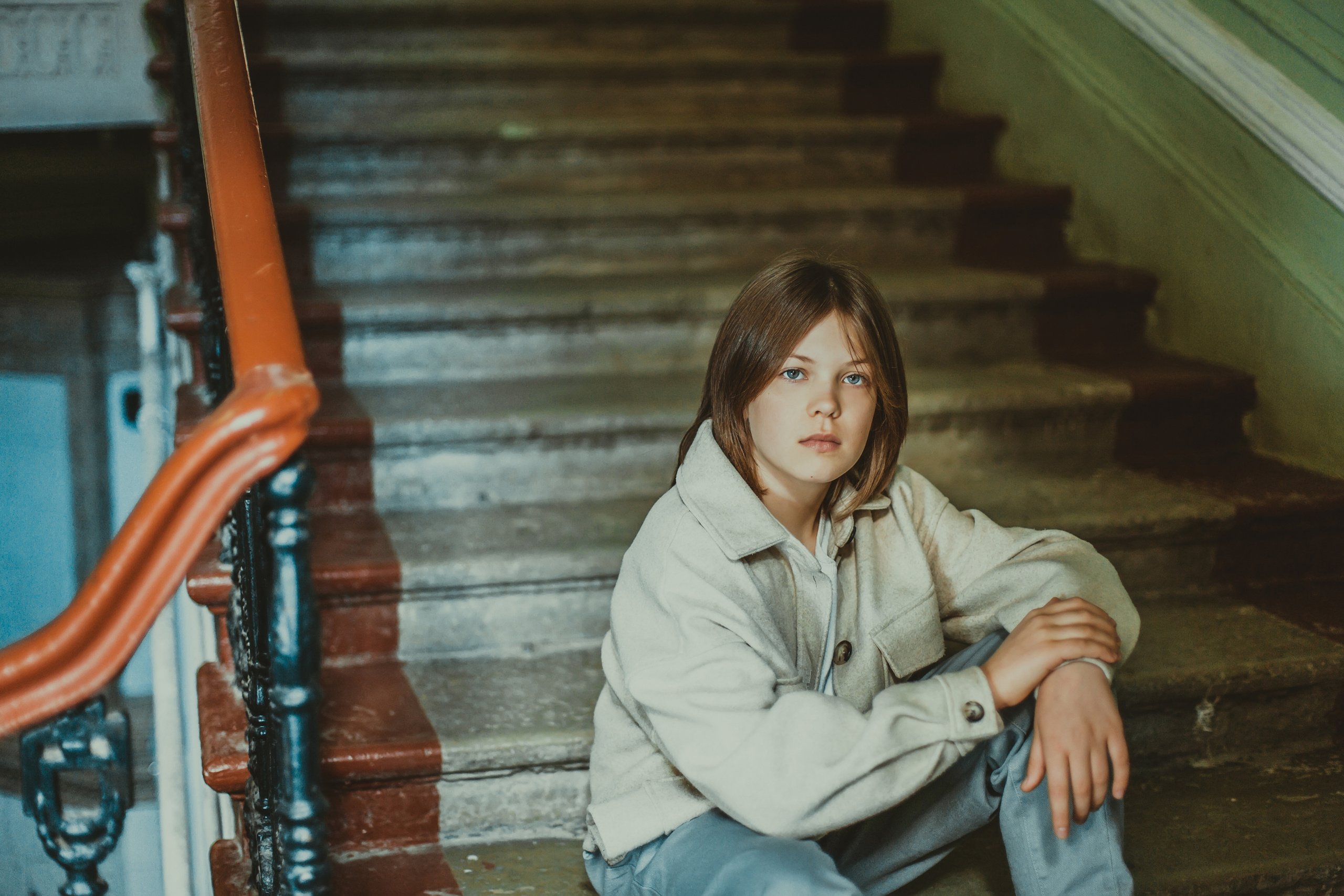 Фотосессия крутой девчонки на маленьких улочках Васильевского острова. Детский, свадебный и семейный фотограф Юлия Курбатова, Санкт-Петербург