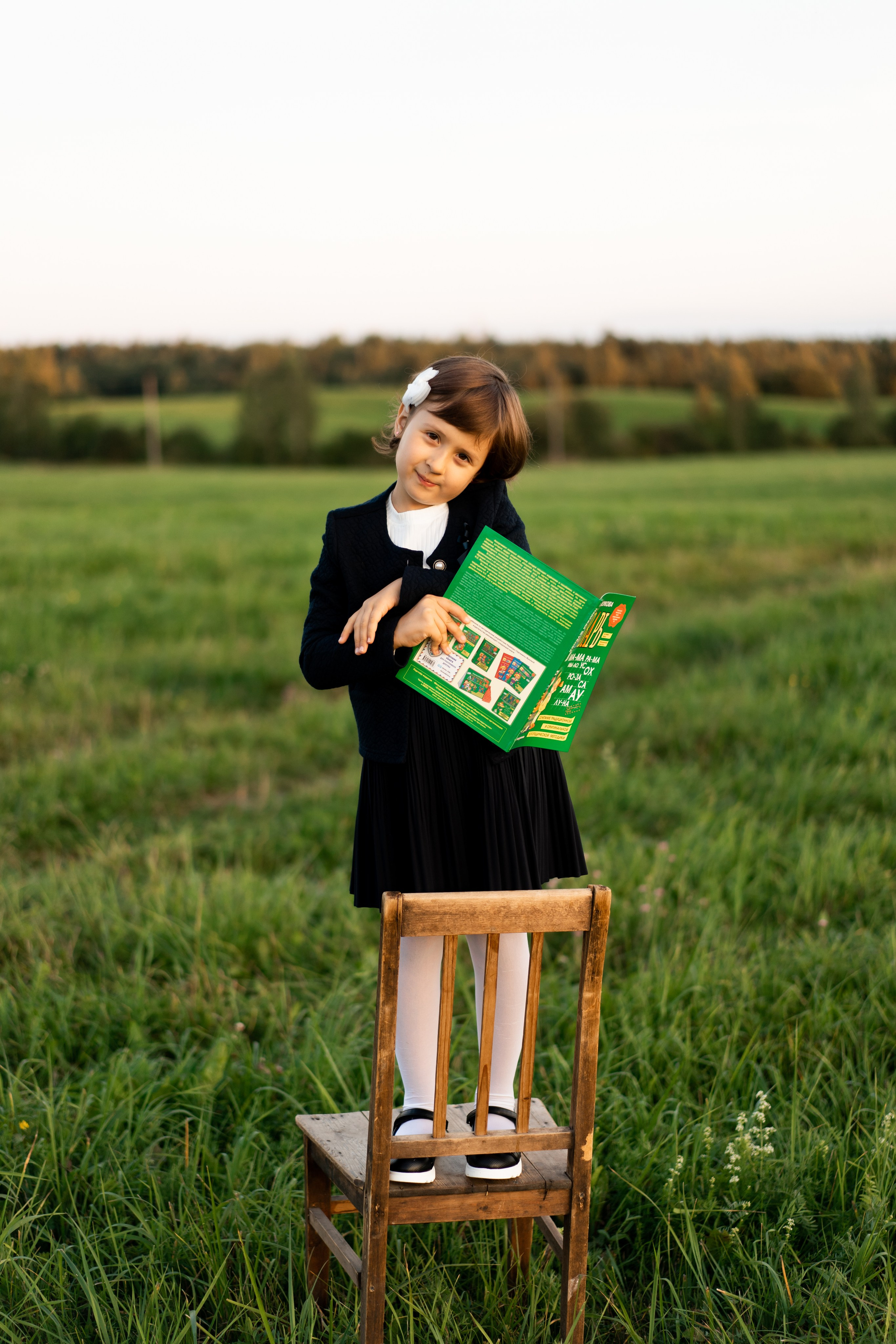 Майя. Первый раз в 1 класс. Семейный и детский фотограф в Санкт-Петербурге Дарина Герчиу