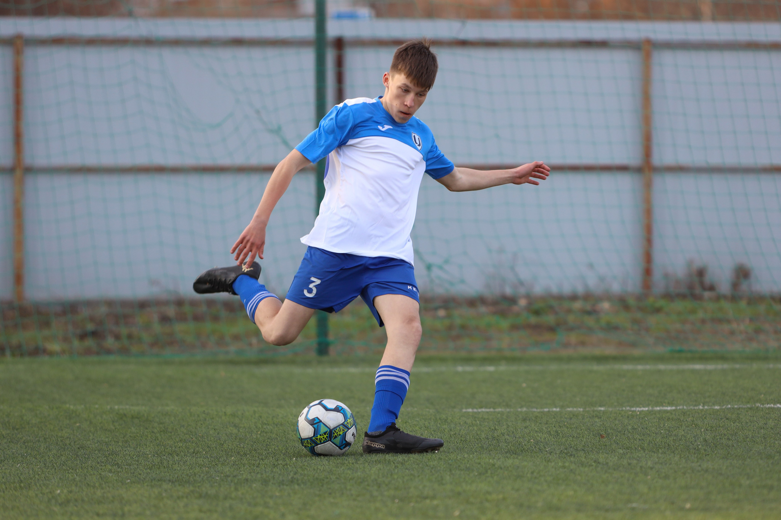 Импульс — Виктория Унион. Чемпионат СФПЛ. Молодежная футбольная лига U-15. Спортивный фотограф в Самаре