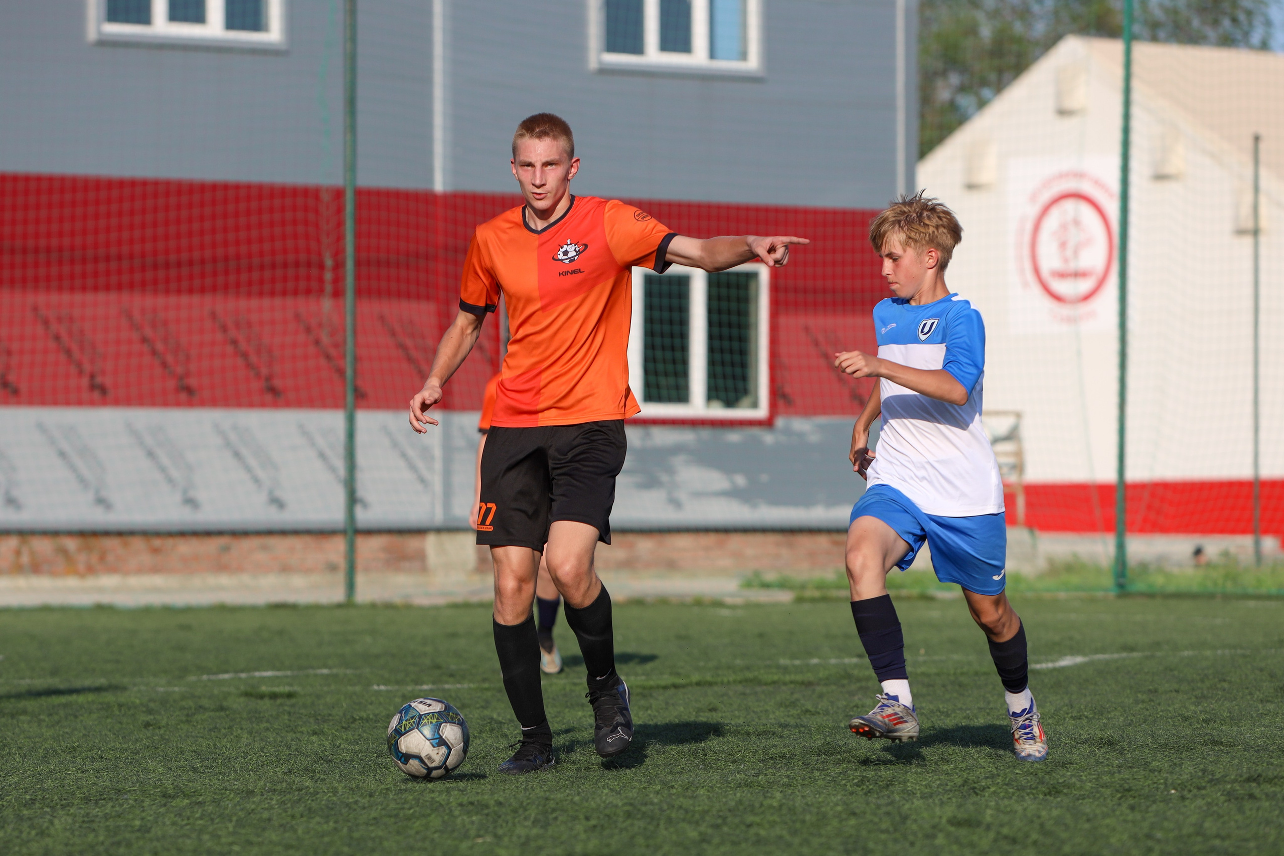 Кинель — Виктория Унион. Чемпионат СФПЛ. Молодежная футбольная лига U-15. Спортивный фотограф в Самаре