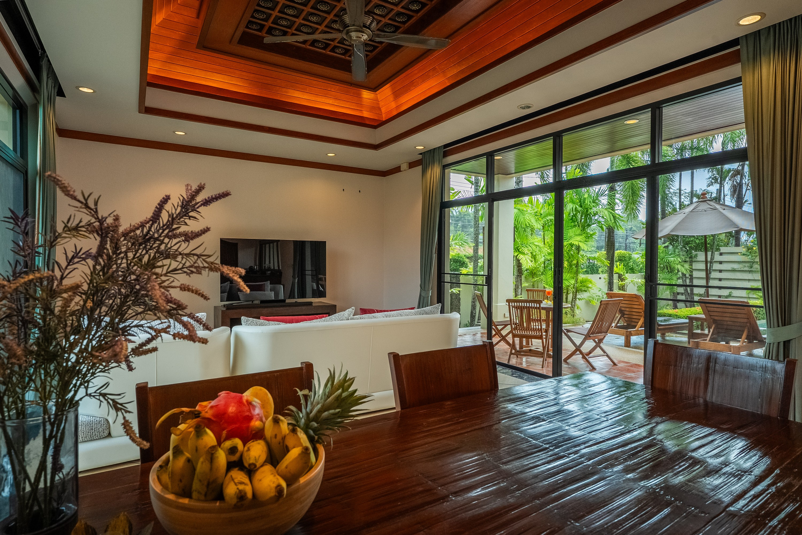 Villa by Tropiclook. Свадебный и Репортажный фотограф в Москве — Шестак Константин