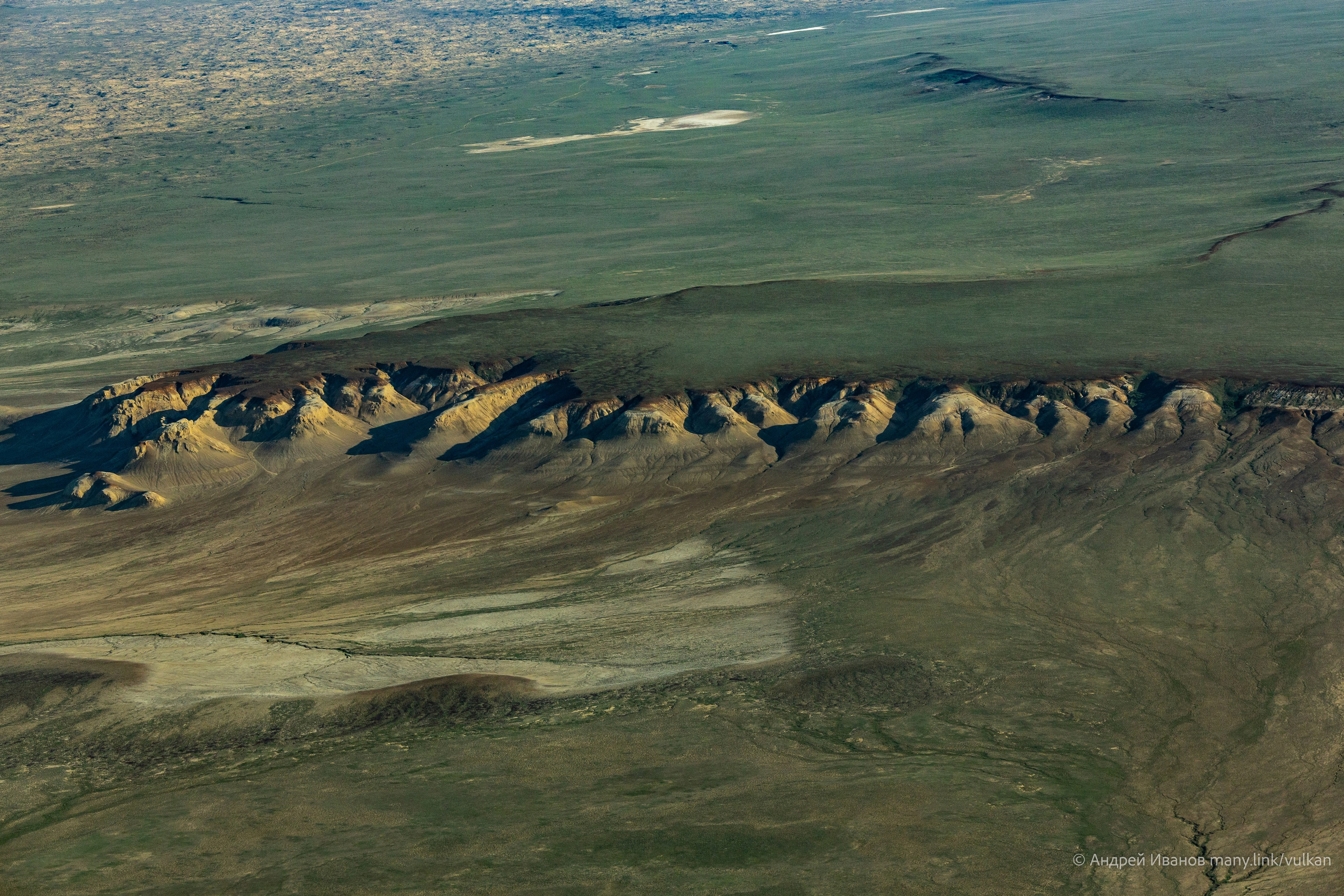 Перелёт на Байконур в 2026 г на самолётах АОН. Фотоальбом показывающий увлекательный мир авиации и мир медведей Андрея Иванова