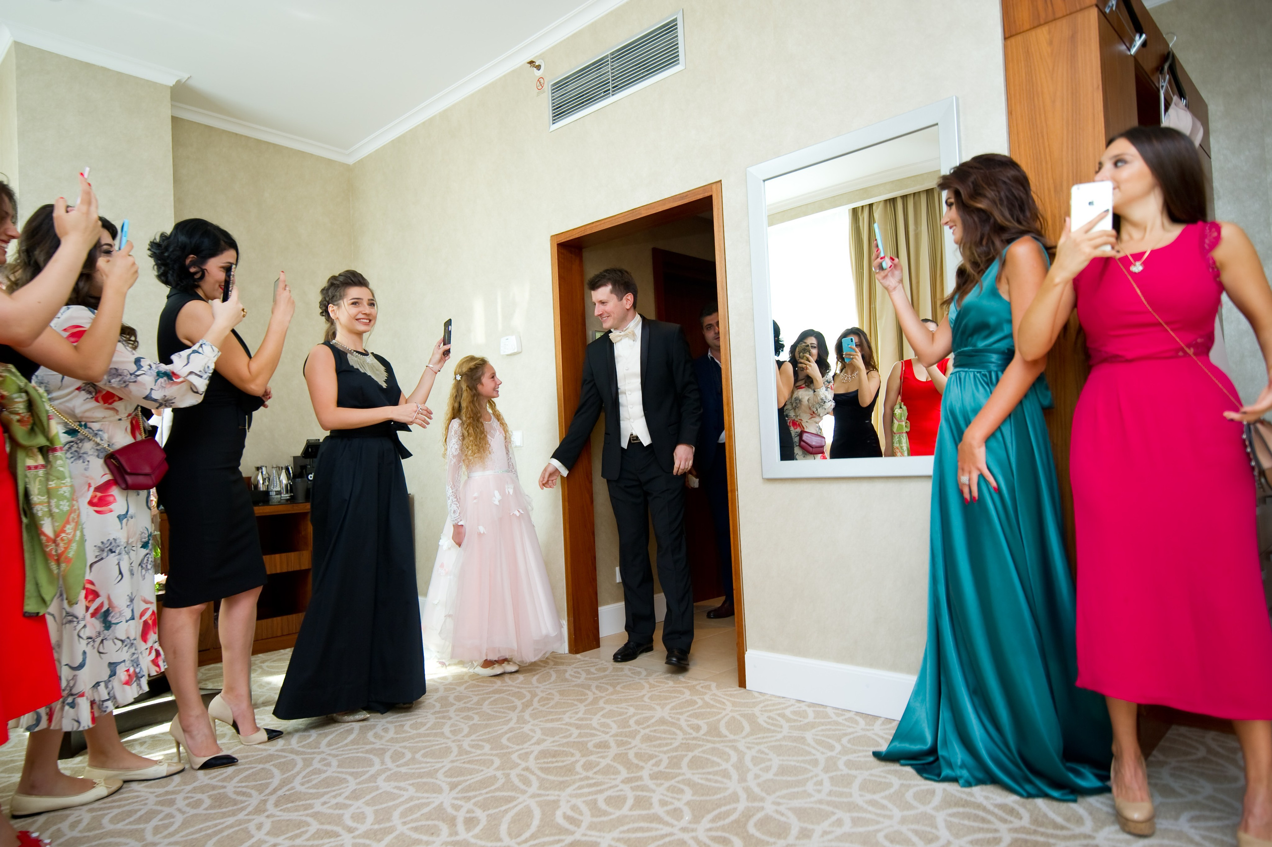 Свадьба Микаэл и Инесса. Репортажный фотограф и видеограф Слава Думчев. Тимбилдинги, отчетники, корпоративы