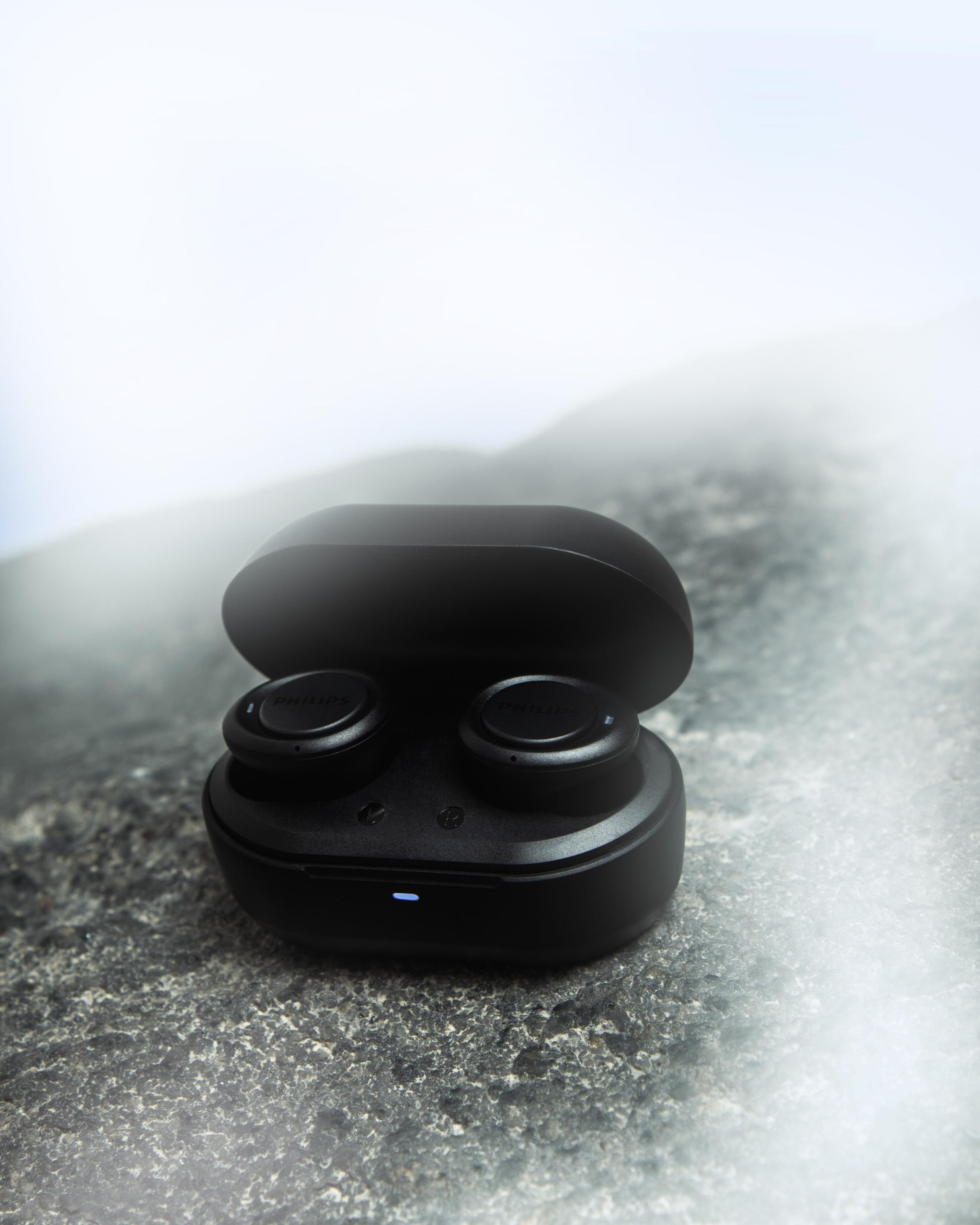 Phillips. NOIRELLE production