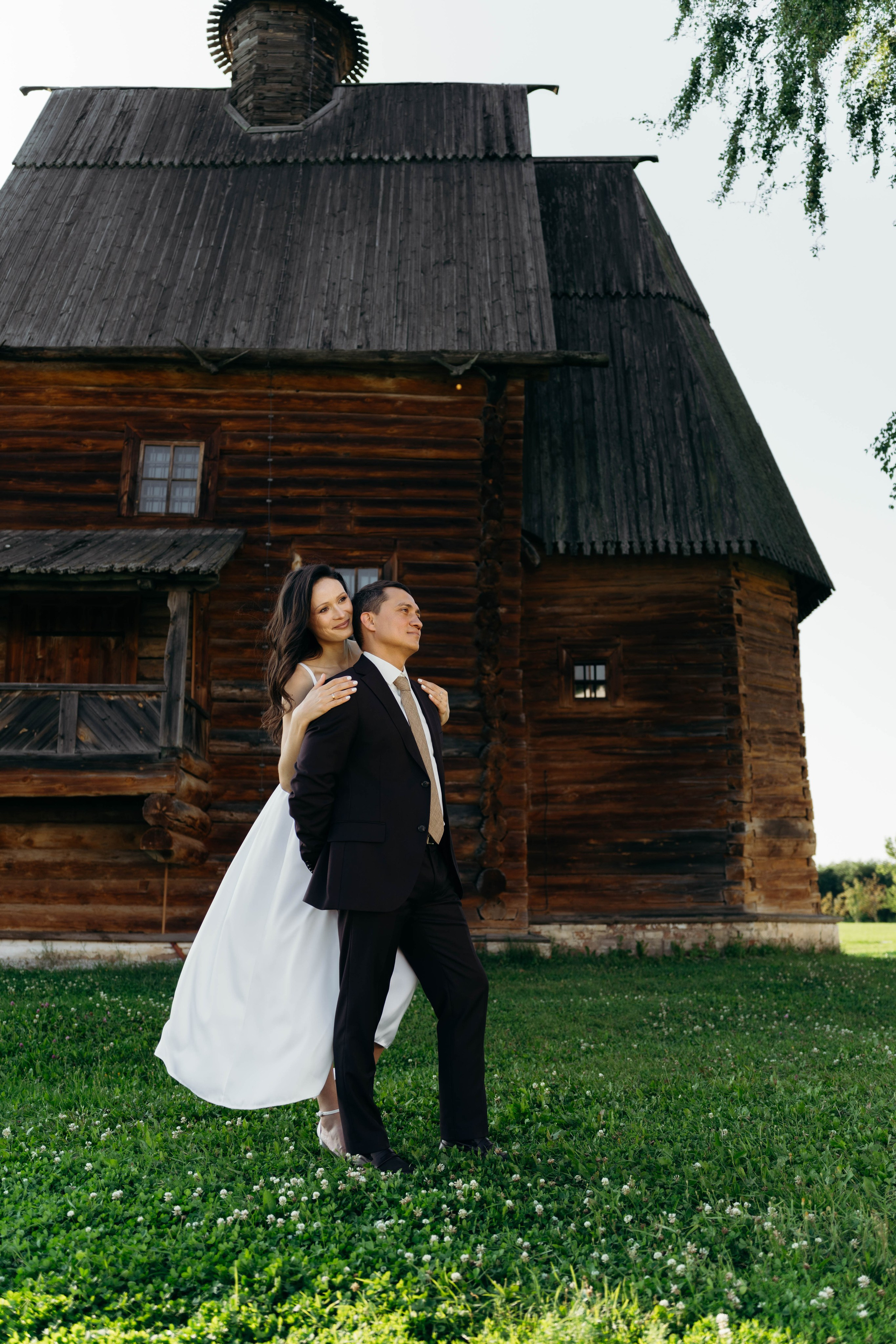 Свадебная прогулка. Семейный и портретный фотограф во Владимире и Суздале