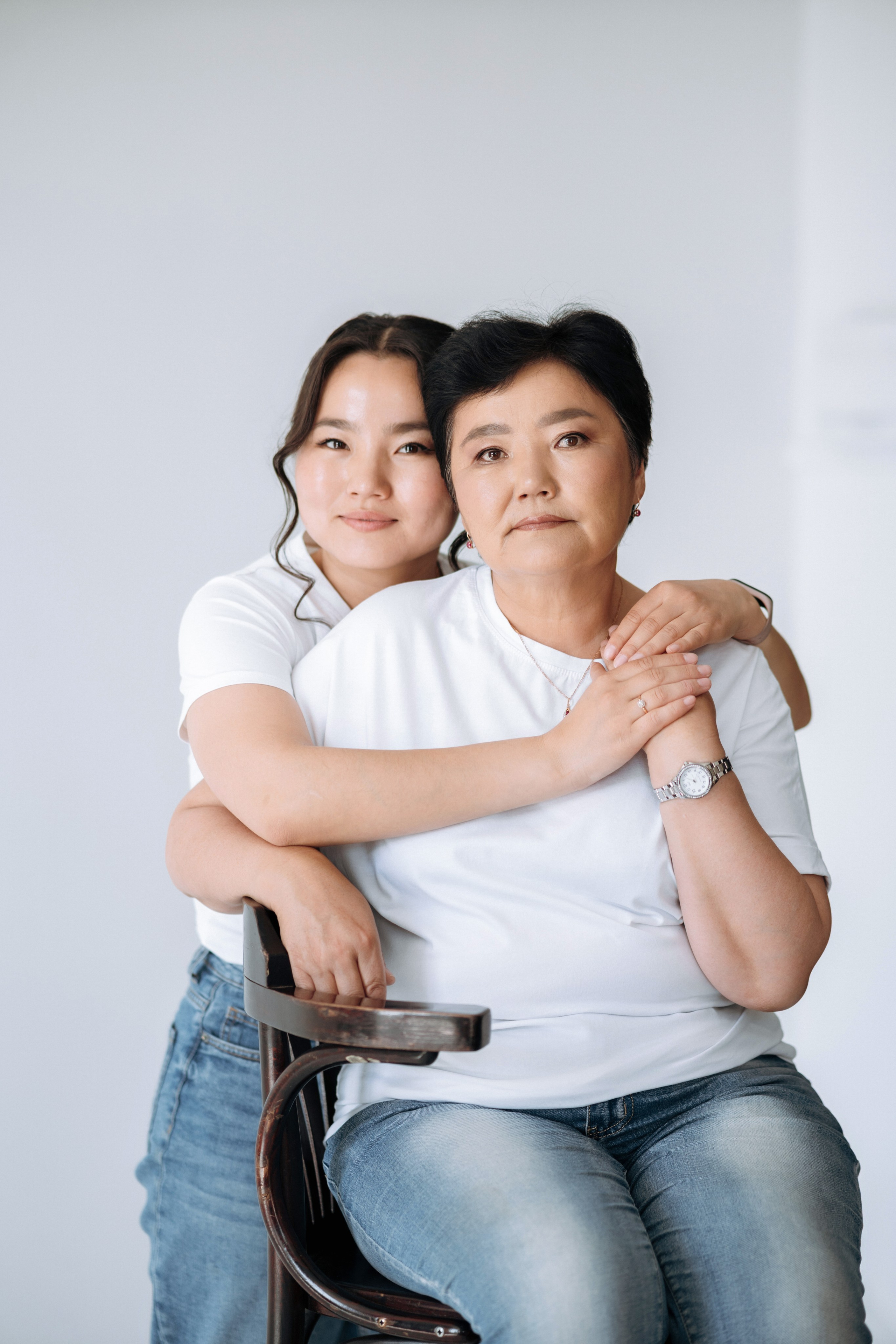 Валентина и Люда Галсановы. Фотограф Улан-Удэ