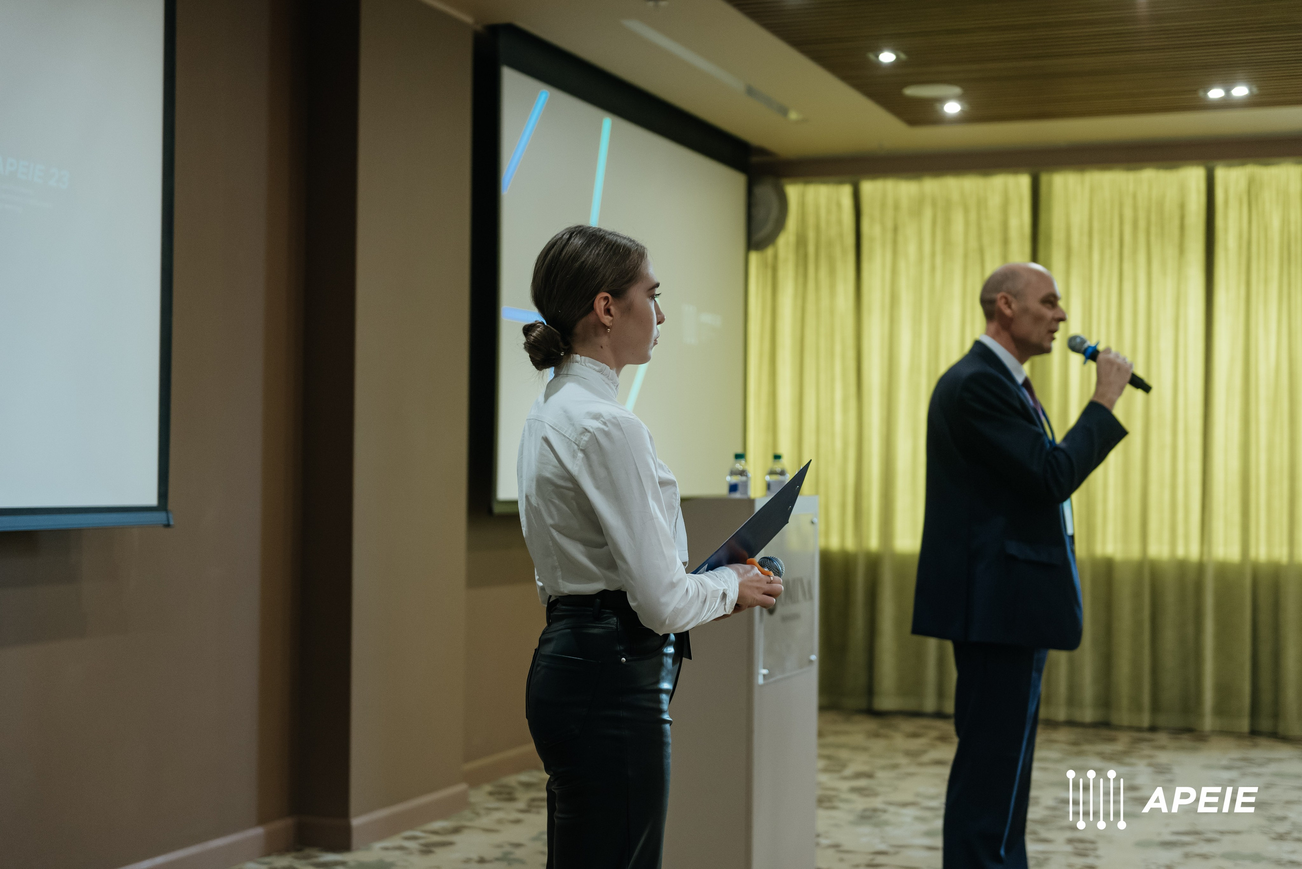 Международная научная конференция по электронике