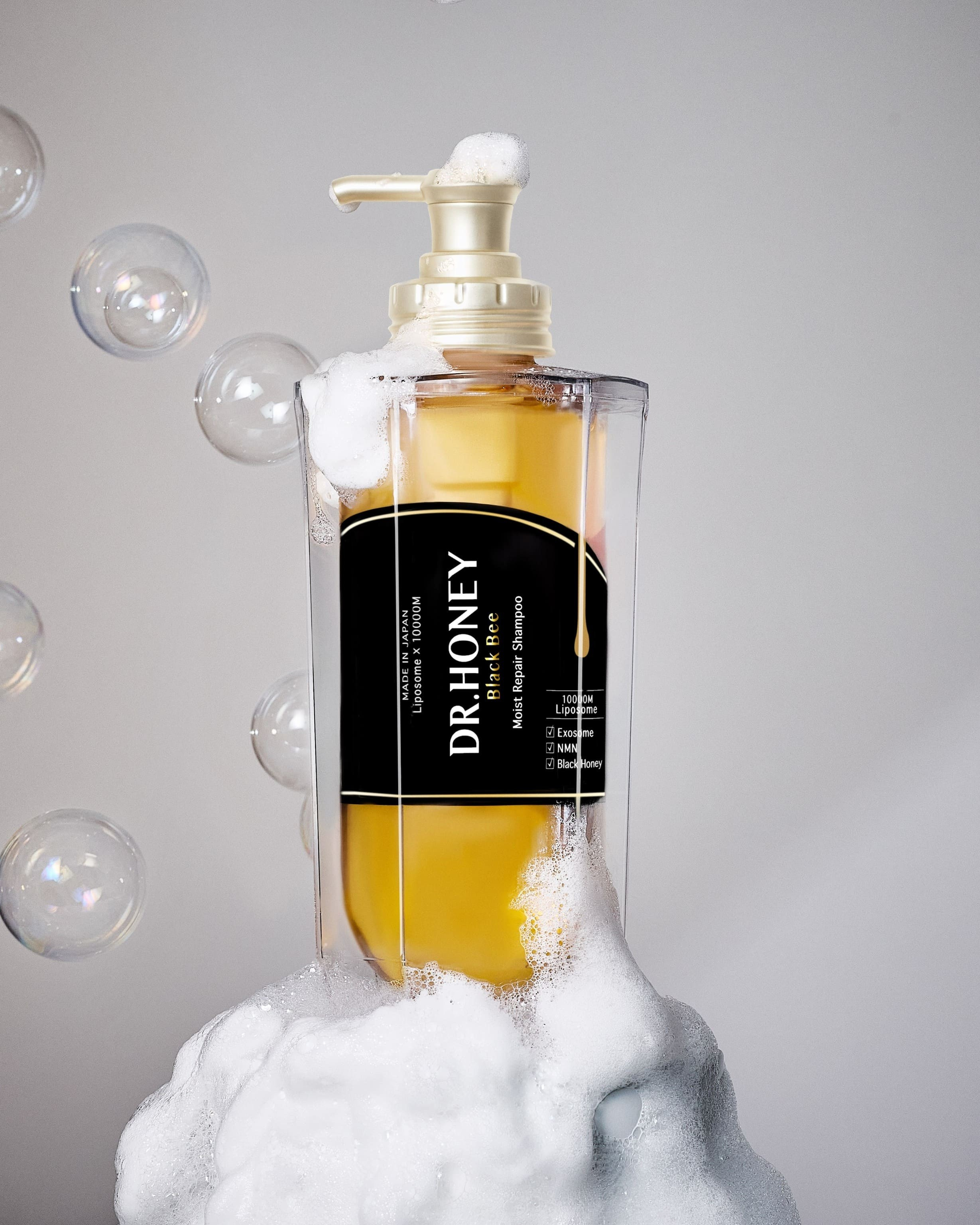 Hi-end retoucher Valerie Mo