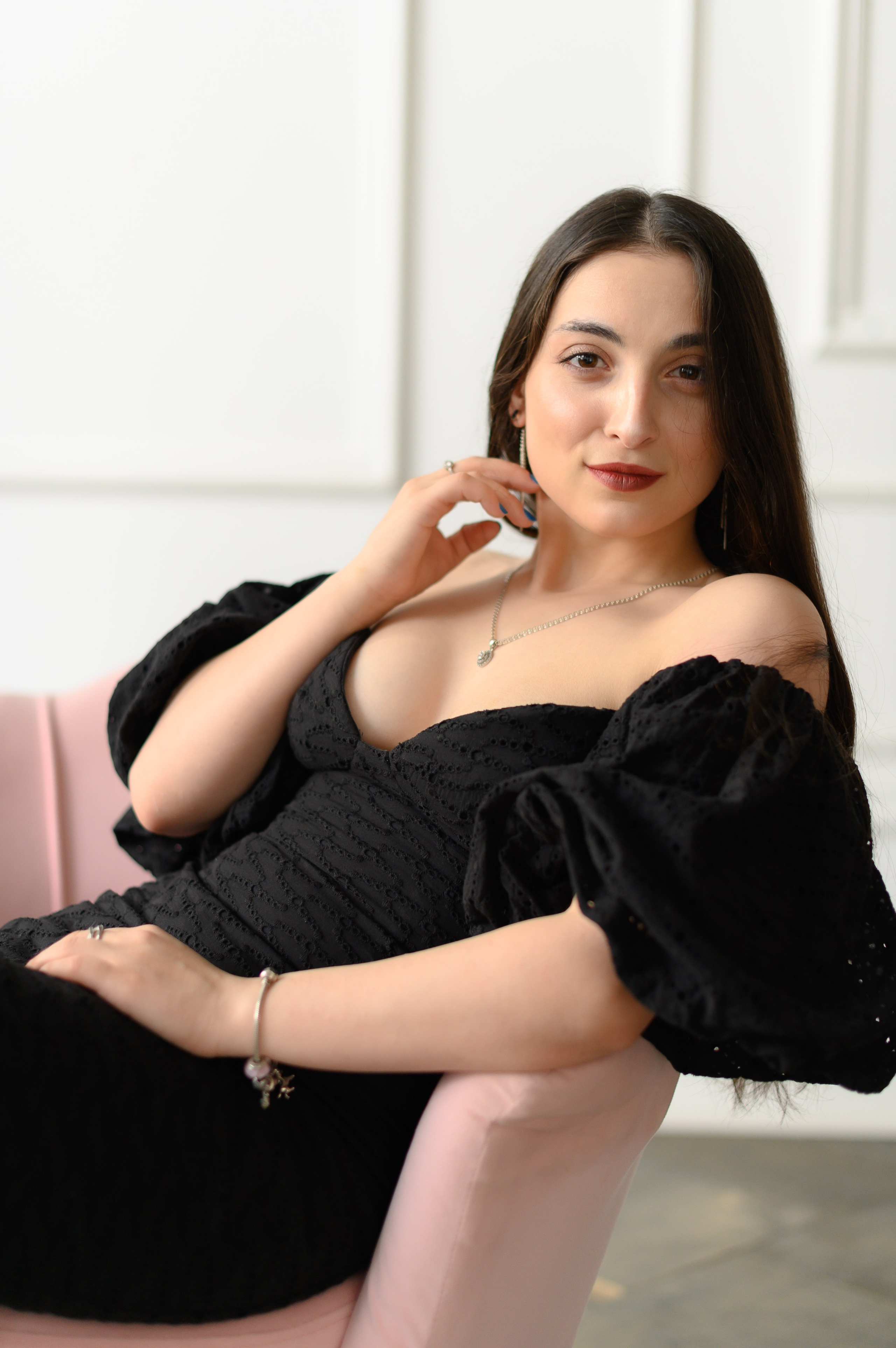 Индивидуальная фотосессия в студии для Аллы