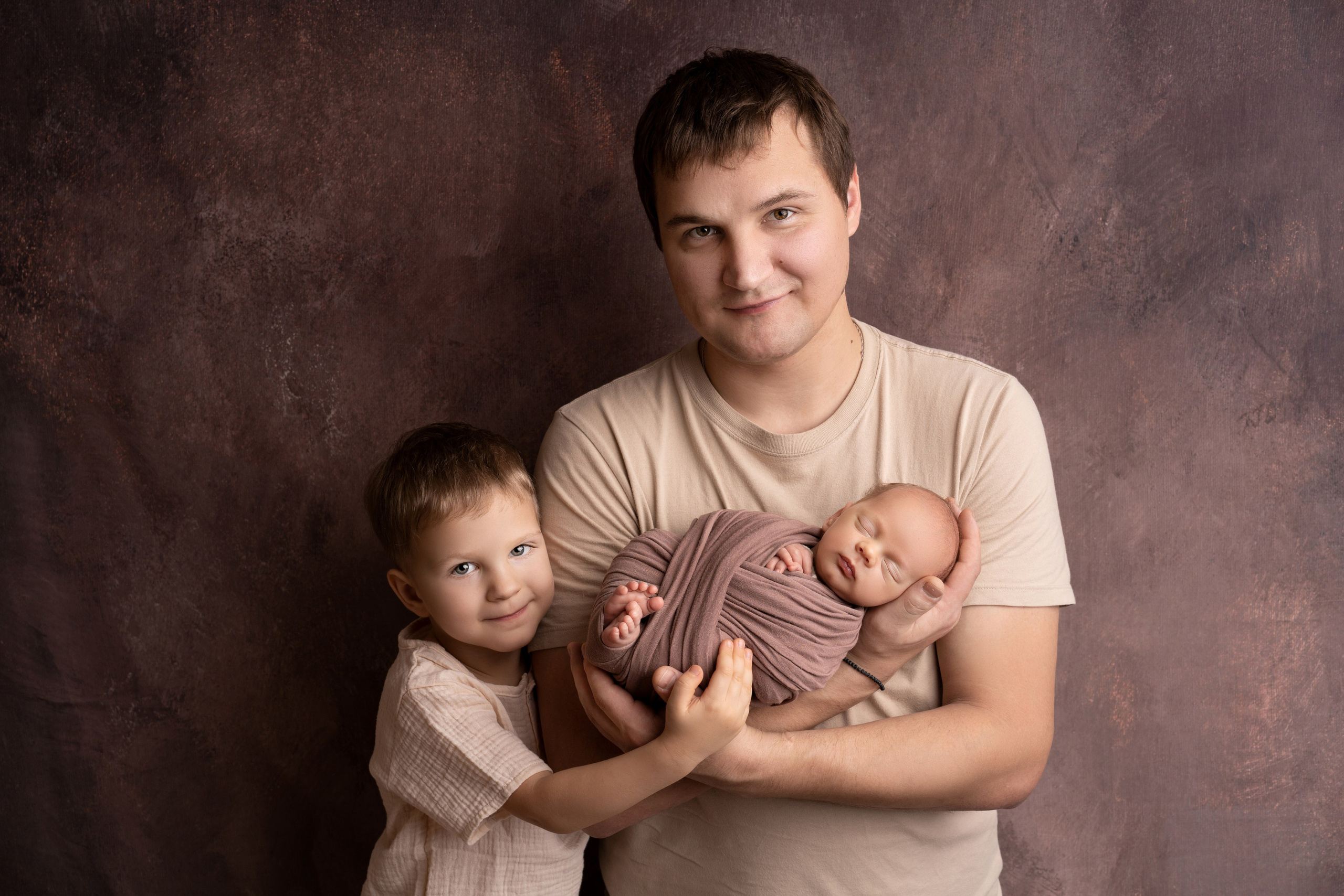 Семейные фотосессии с новорожденными | Трогательные кадры малышей и их близких в Москве и МО. Фотосессия новорожденных в Москве и Московской области | Профессиональный фотограф newborn — Татьяна Иванова