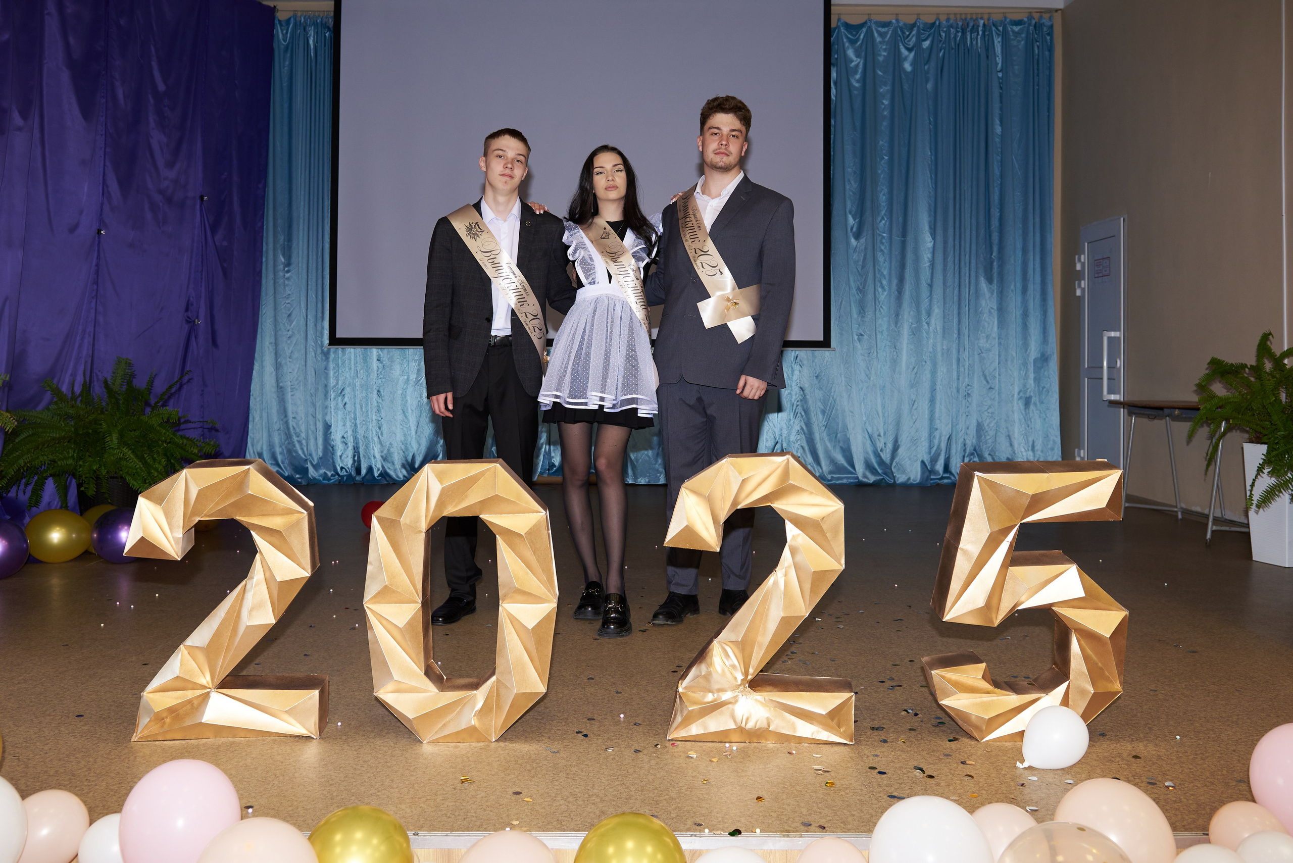 11 класс. Свадебный фотограф в Невельске и Южно-Сахалинске Елена Коновалова