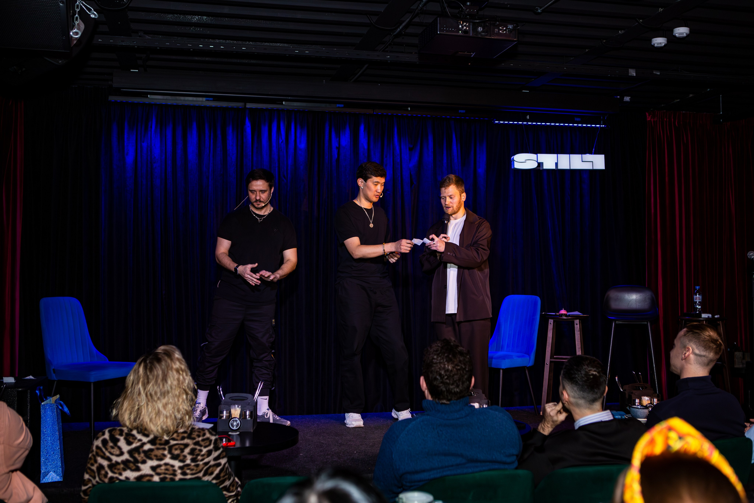 Стендап. Репортажный, семейный, свадебный, портретный фотограф