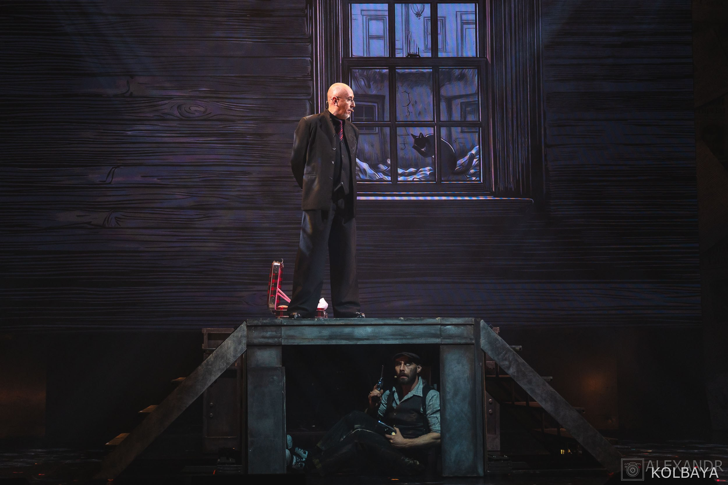 Фотографии со спектакля «Однажды в городе N». Концертный и театральный репортажный фотограф в Москве Александр Колбая