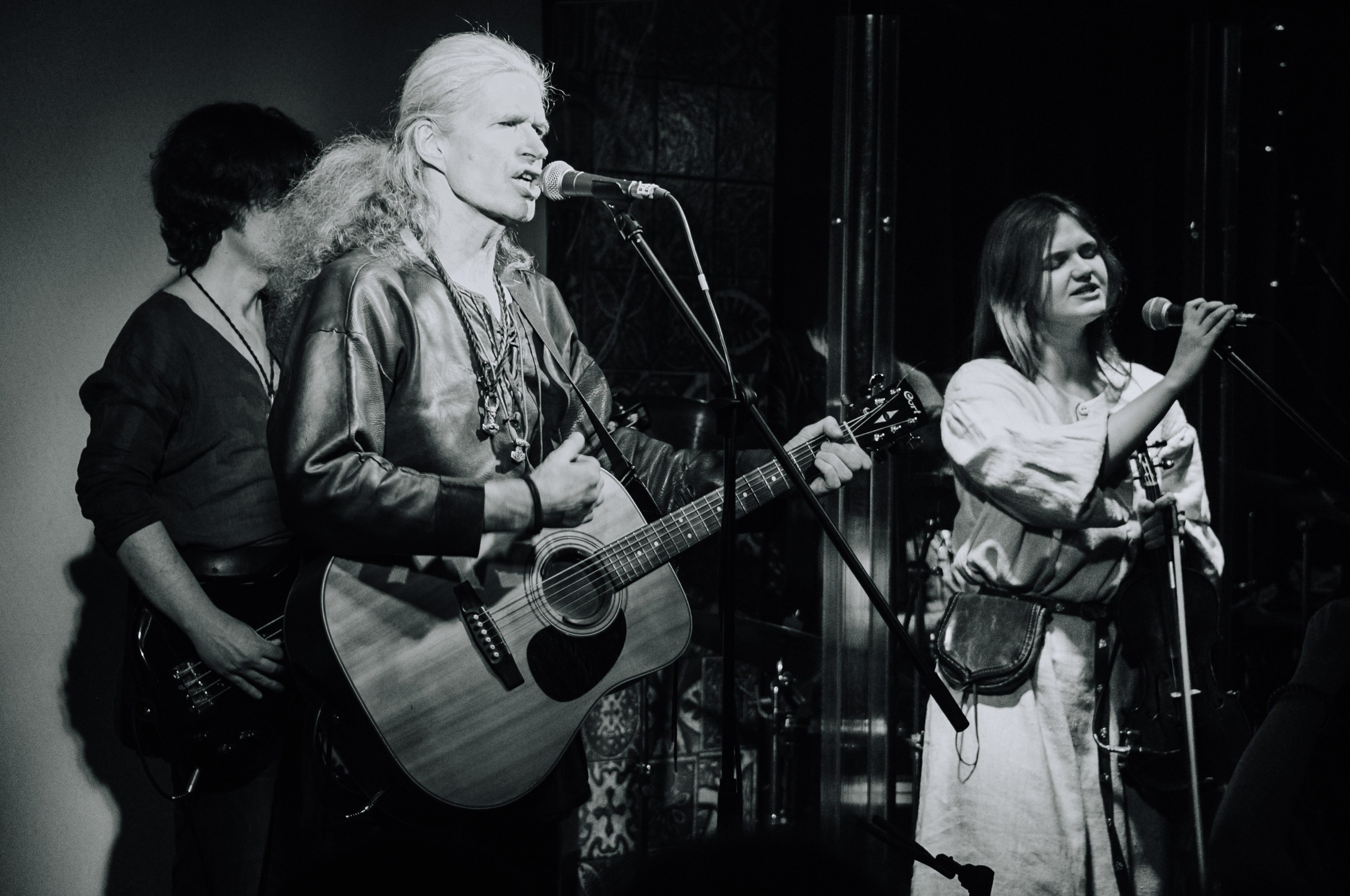 Выступление Spiritual Seasons в Петербурге. Портретный и лайфстайл фотограф в Санкт-Петербурге