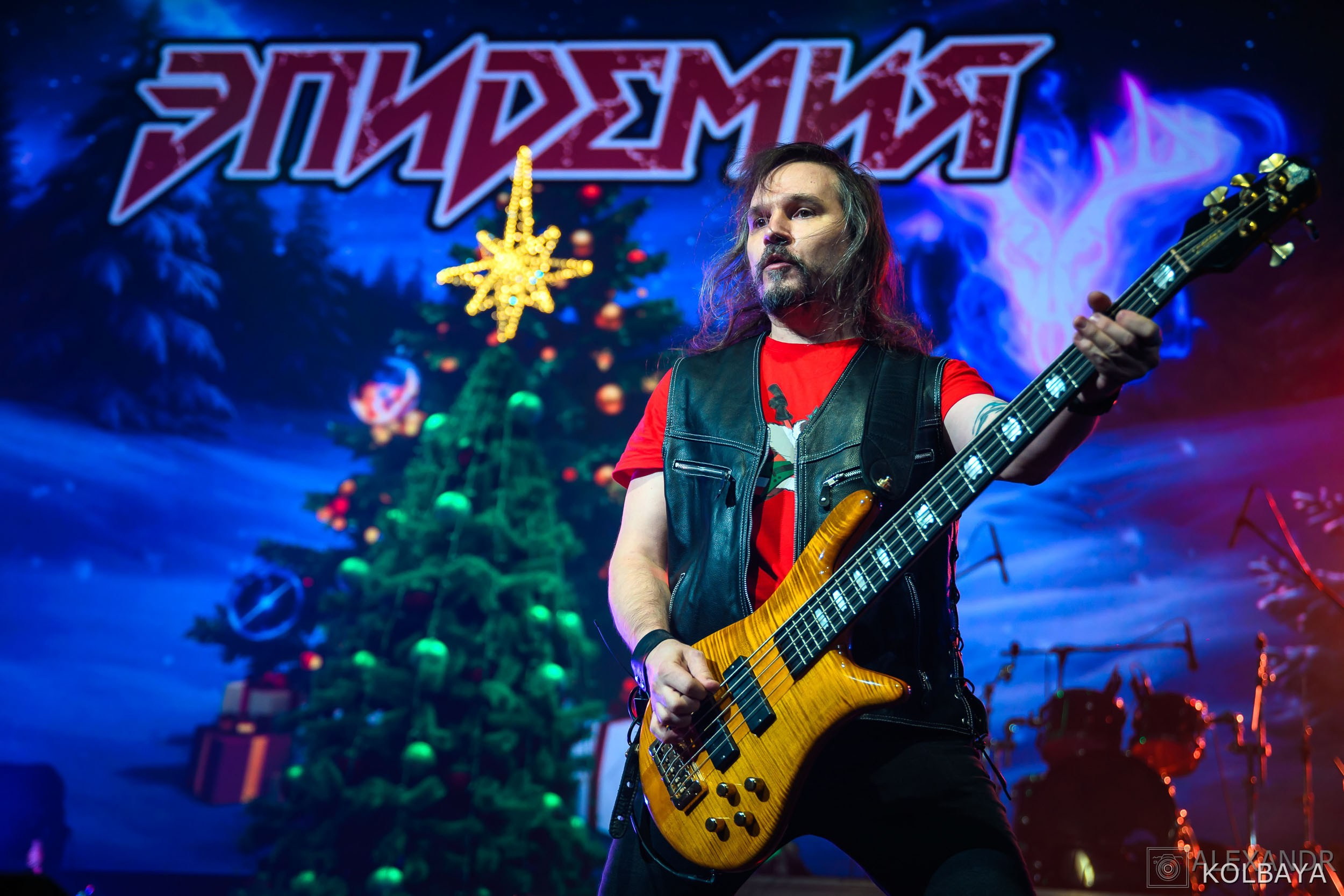 Фоторепортаж с Метал-Елки 2026. Концертный и театральный репортажный фотограф в Москве Александр Колбая