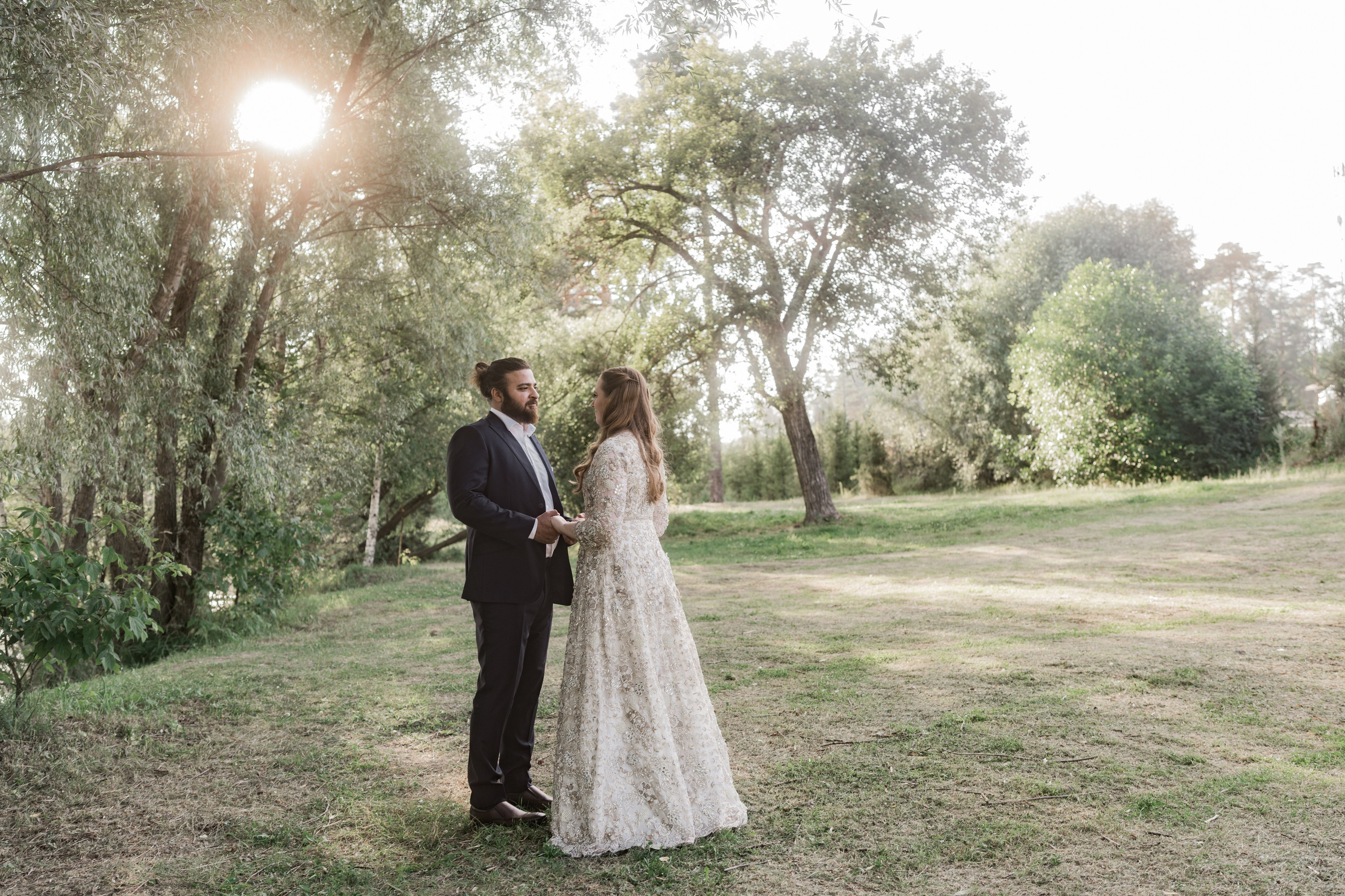 Свадьба Умар и Мила. Прогулка. Свадебный и индивидуальный фотограф Аля Мамакова