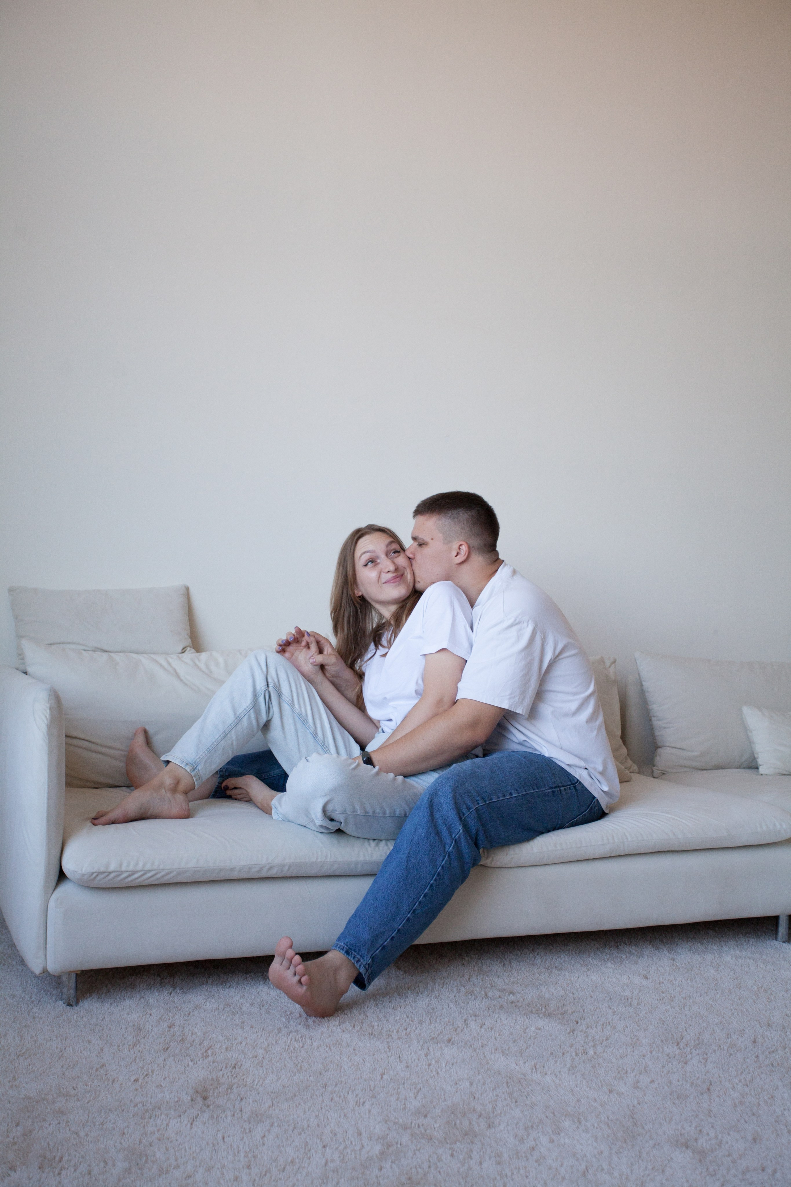 Женя и Кристина минимализм. Семейный и детский фотограф в Краснодаре Брусилова Марина