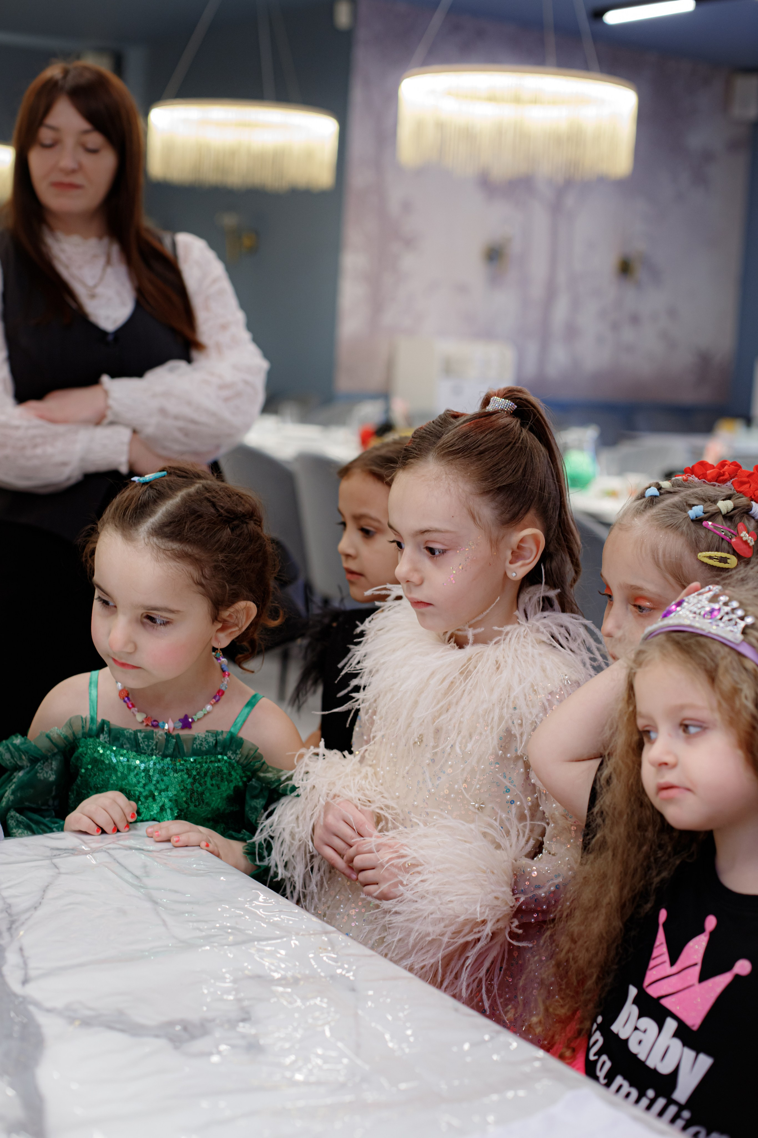 ASIA'S BIRTHDAY PARTY. Photokarish