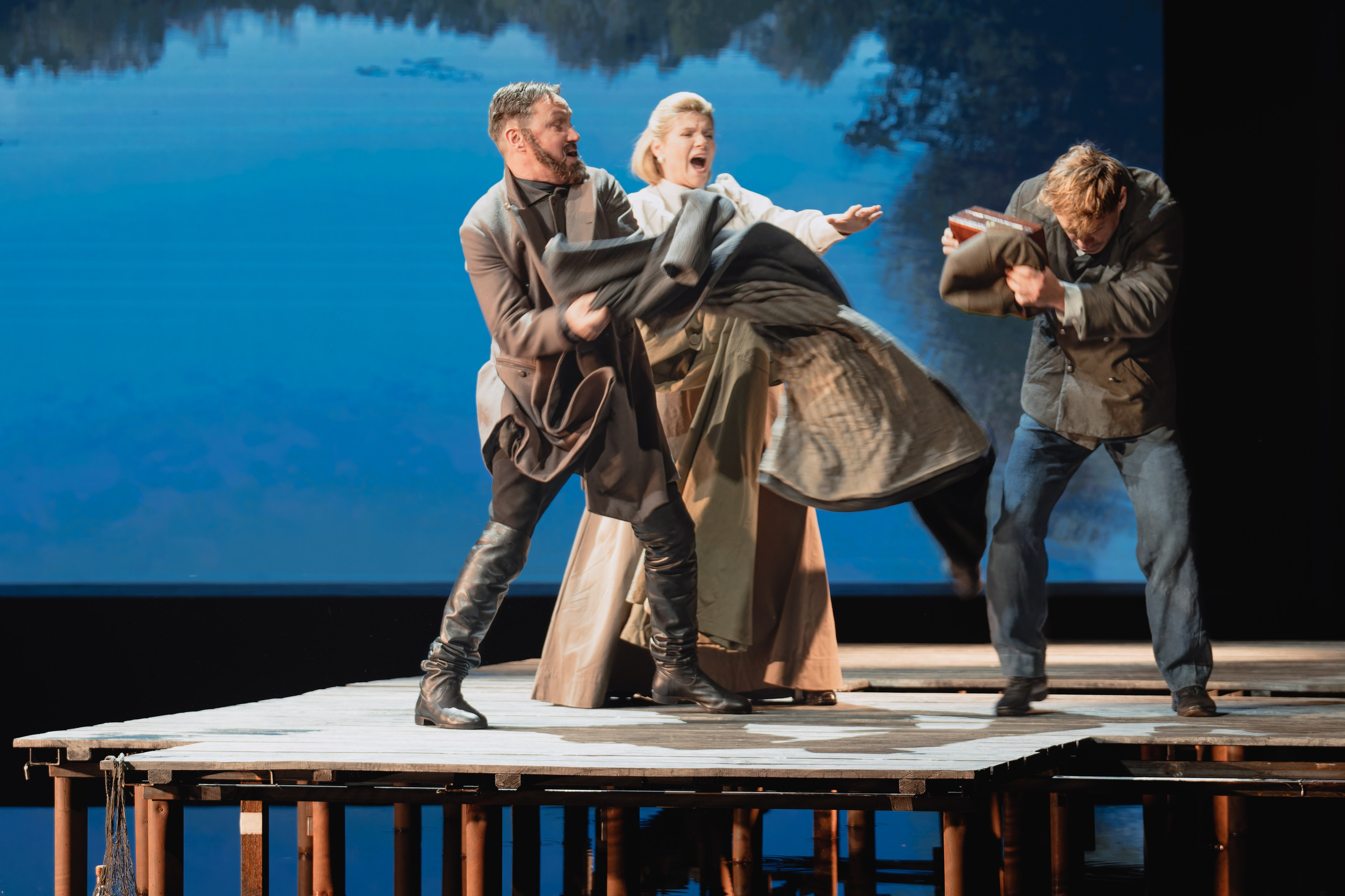 Театр Маяковского: Лес. Сайт фотографа Сергея Абрамова