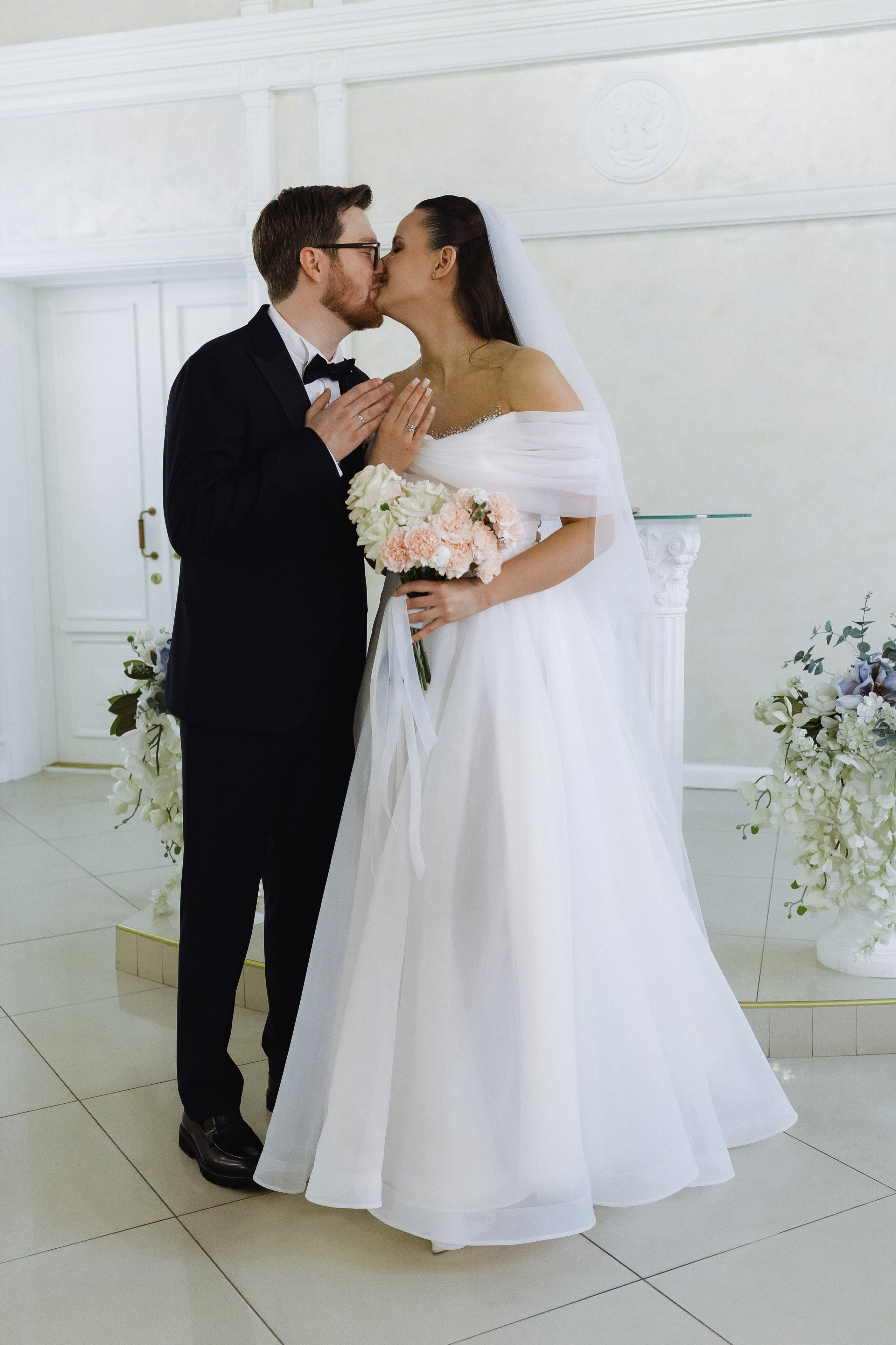 Свадебная фотосессия в Минске в итальянском ресторане La Scala