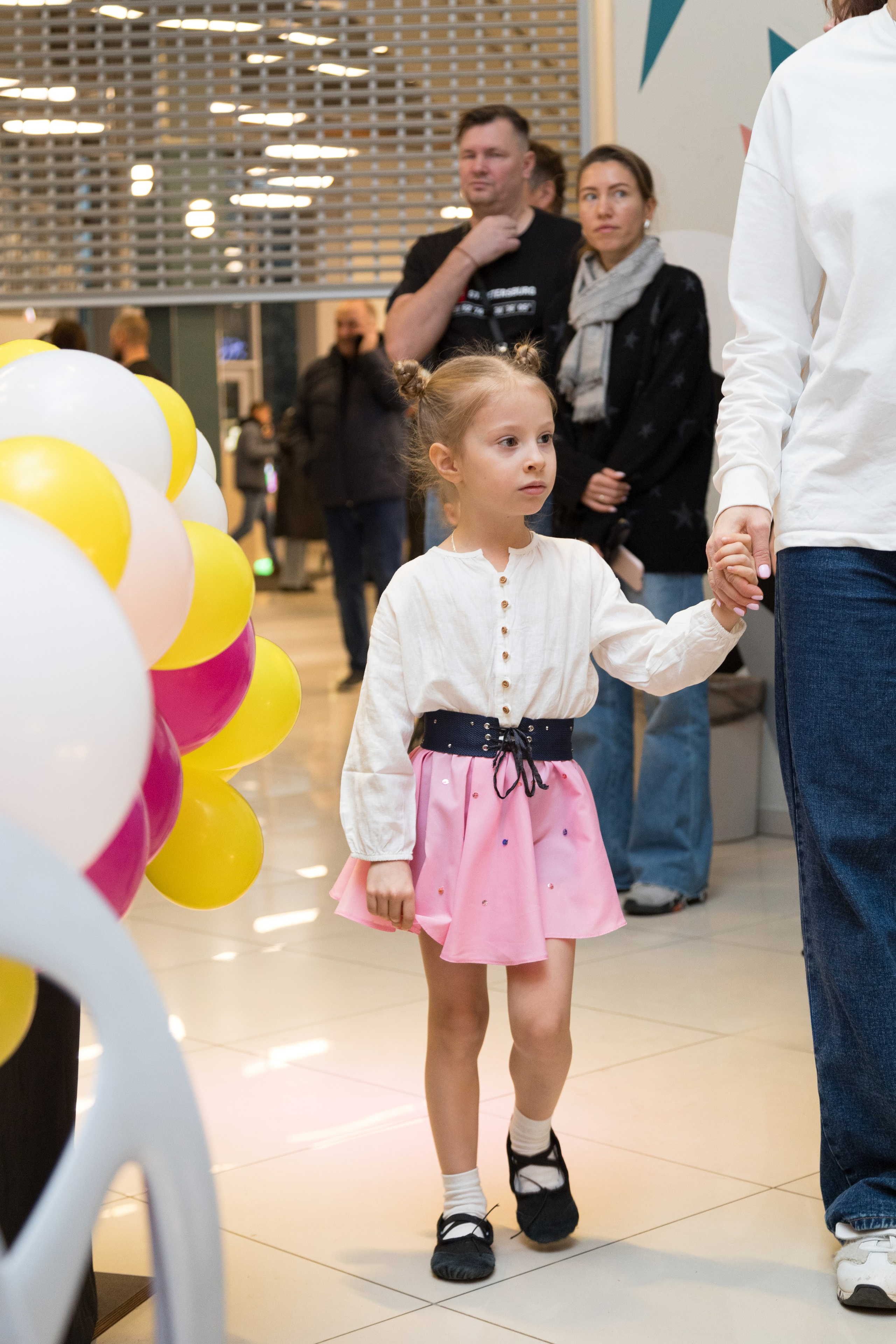 Отчетный концерт танцевального коллектива «ПЕТЕРБУРИКИ». Детский и контент фотограф Надя Волкова Санкт-Петербург