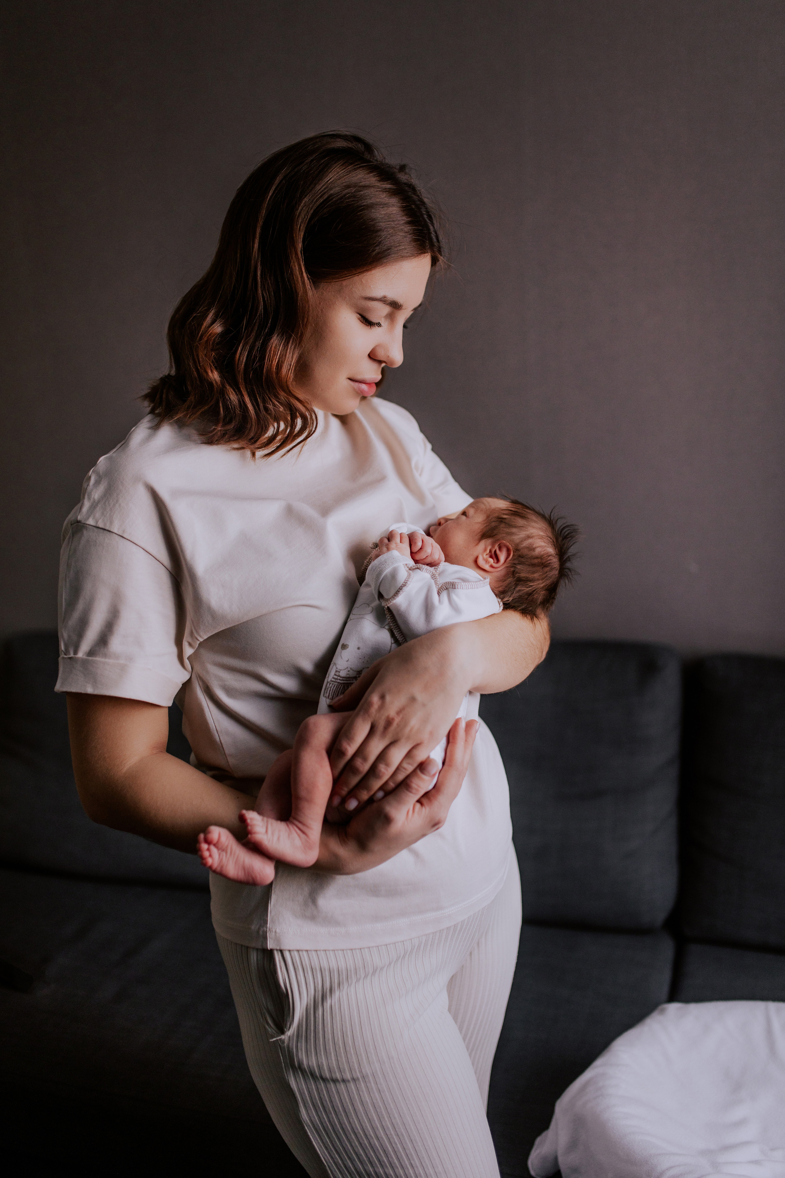 Домашняя съёмка с новорожденным в Тюмени. Фотограф Шелудкова Яна, город Тюмень