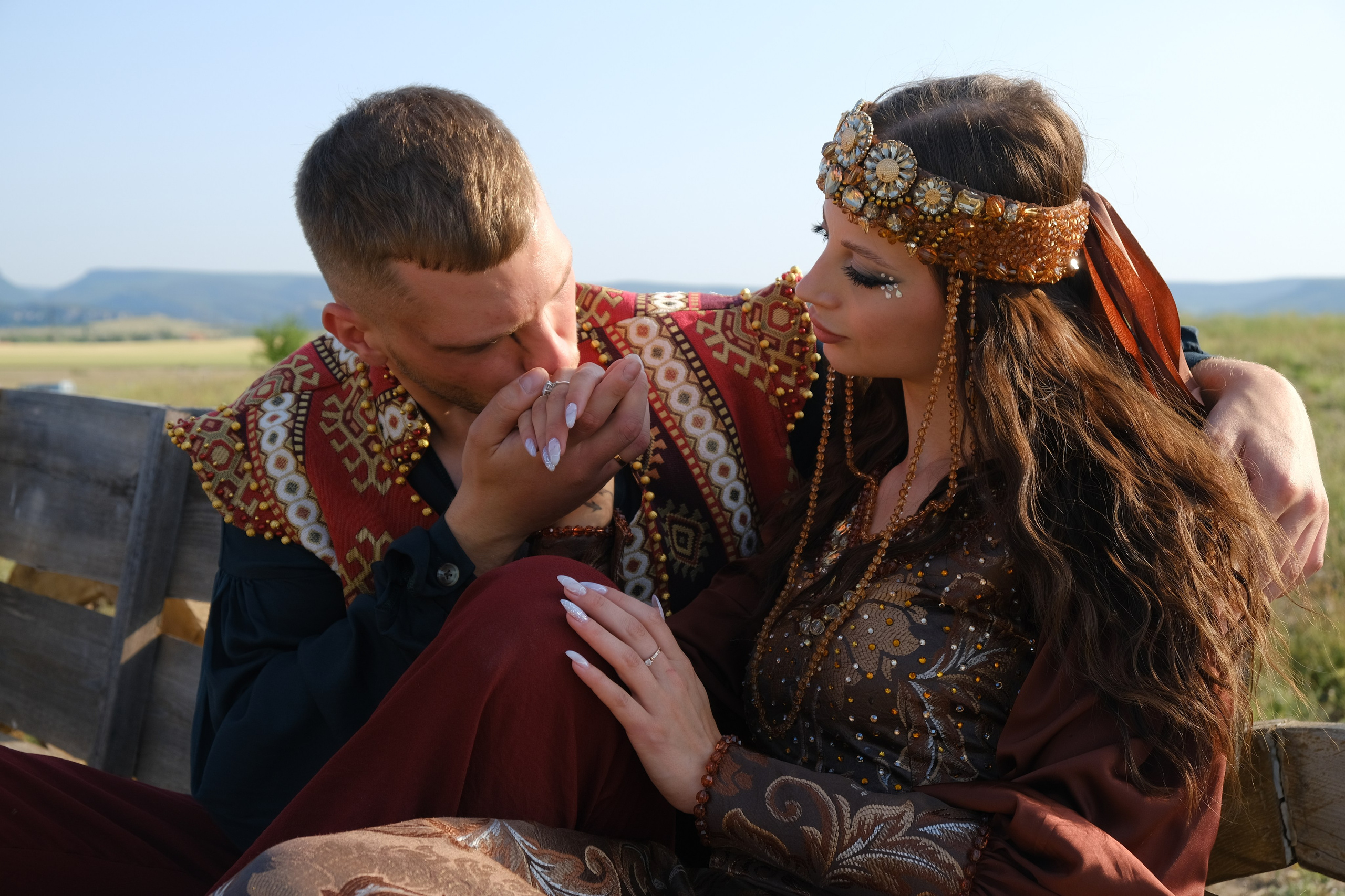 Славянский фестиваль «MARYCROWNS». Профессиональная фотосъемка в Крыму. Натуральные эмоции и живые кадры. Забронируйте дату прямо сейчас!