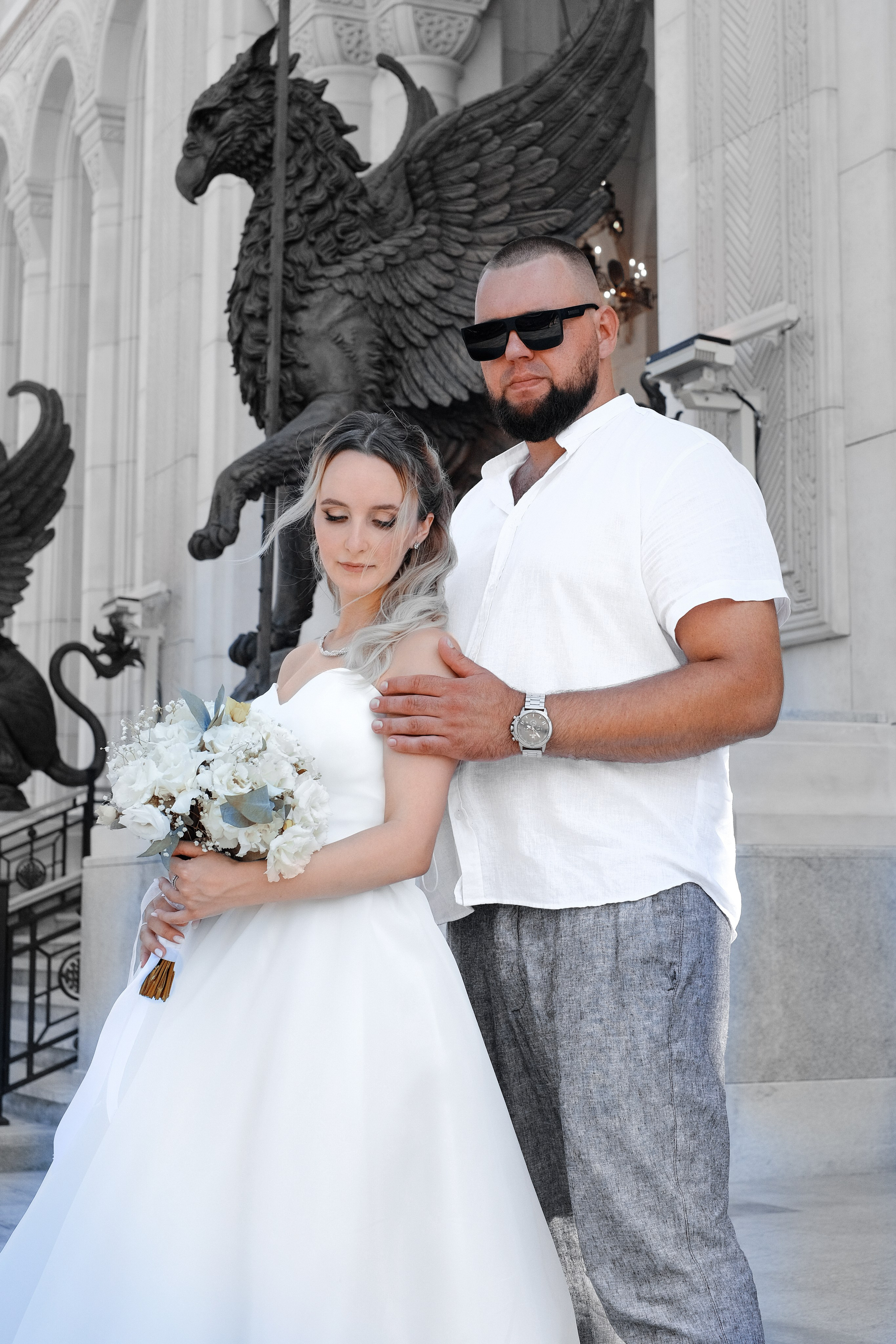 Свадебная фотосессия в Новом Херсонесе и Золотой балке. Профессиональная фотосъемка в Крыму. Натуральные эмоции и живые кадры. Забронируйте дату прямо сейчас!