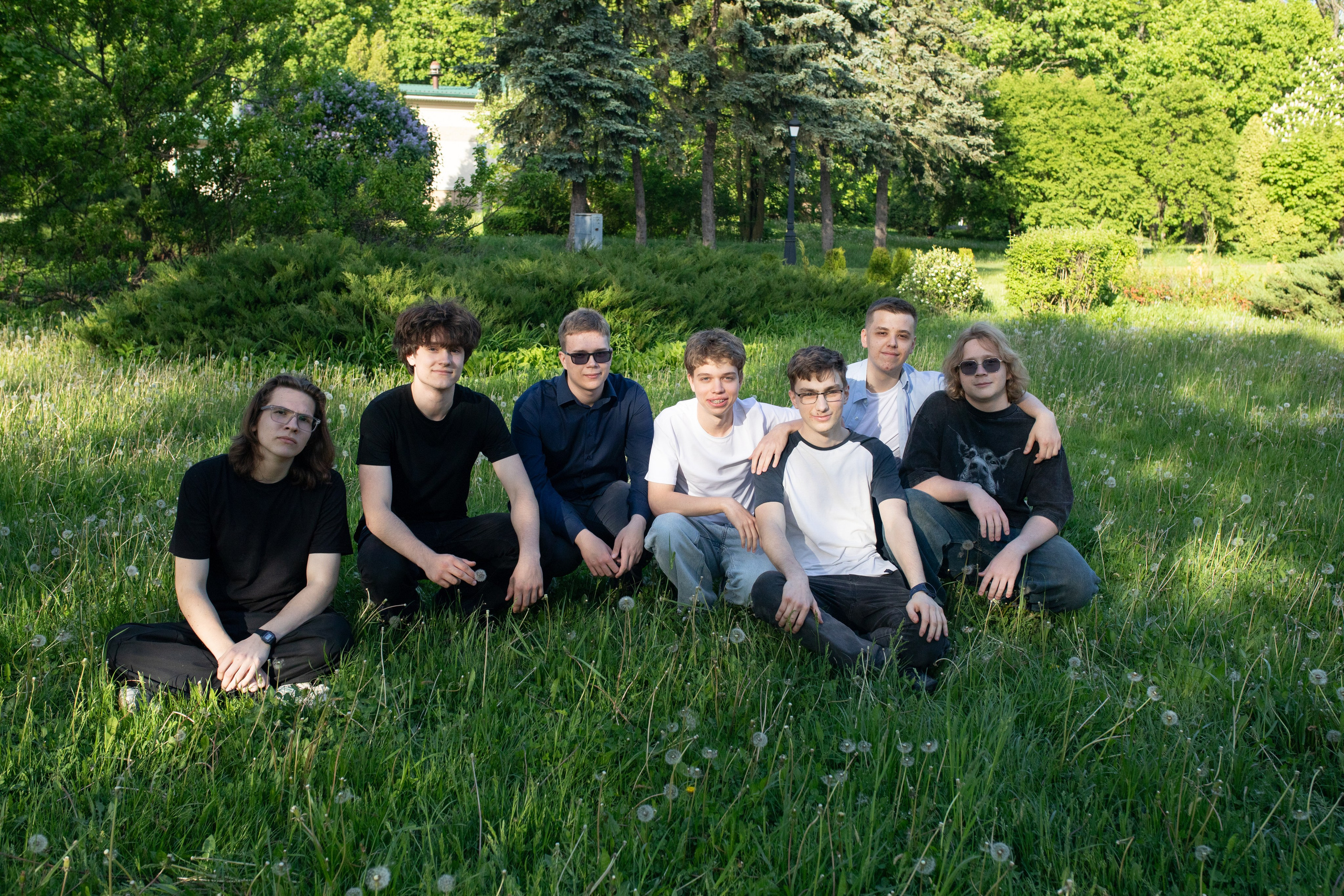19/05/26 Лошицкий. Выпускные альбомы Cardsi