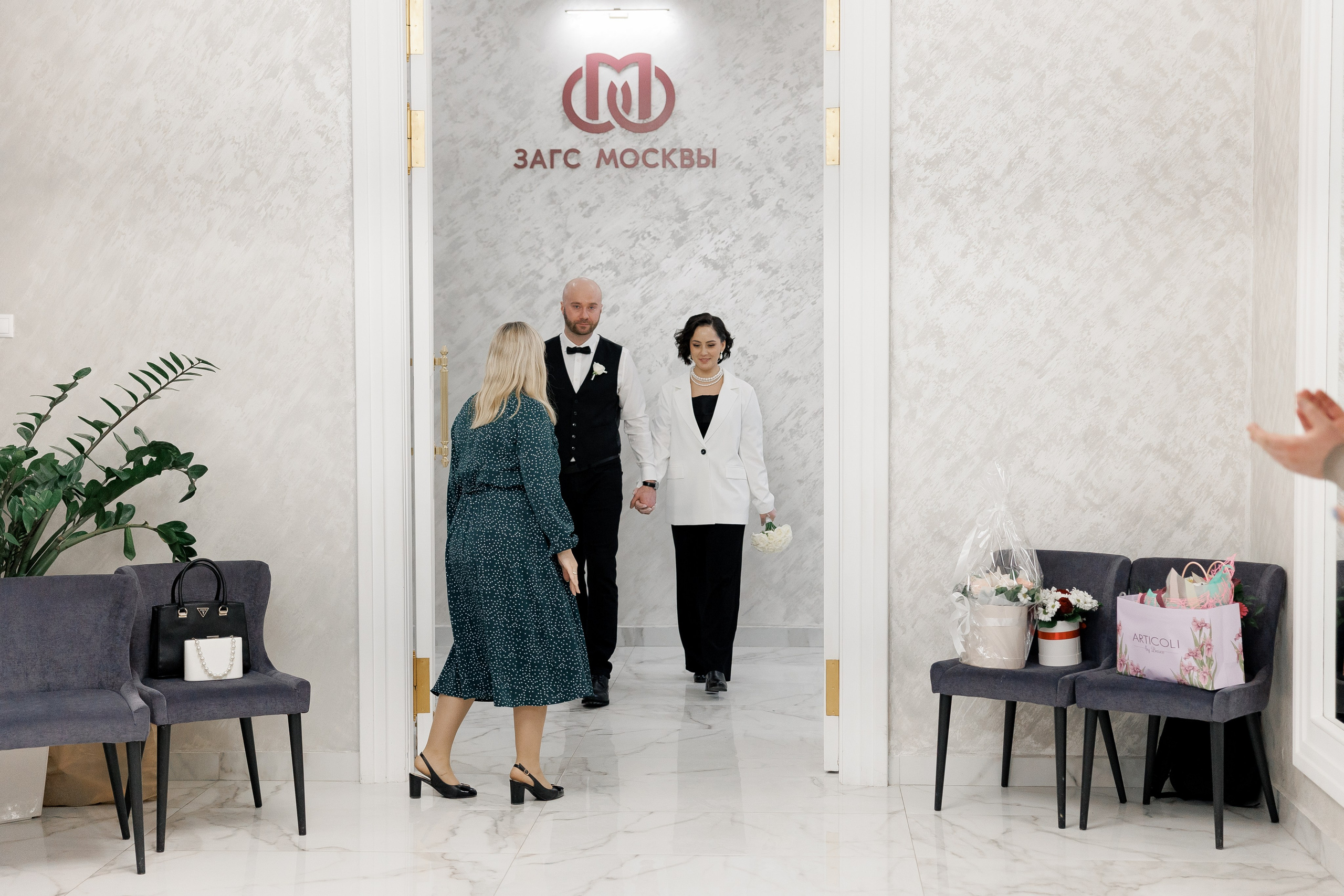 Анонс свадебных фотографий Антона и Лизы. Свадебный фотограф Домодедово Москва Катерина Алехина