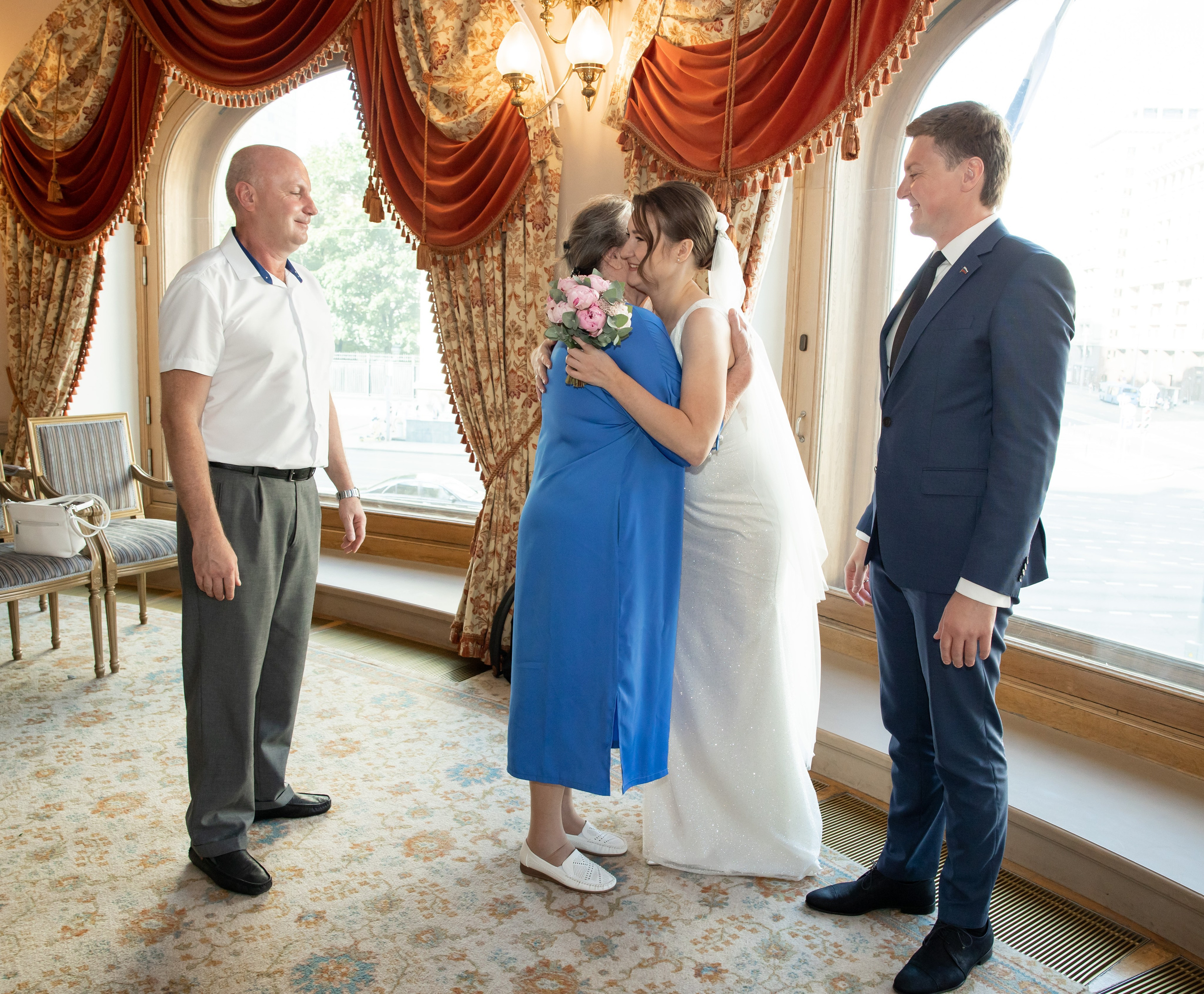 Татьяна и Антон, отель «Националь». Свадебный и репортажный фотограф (Москва, Королев и другие)