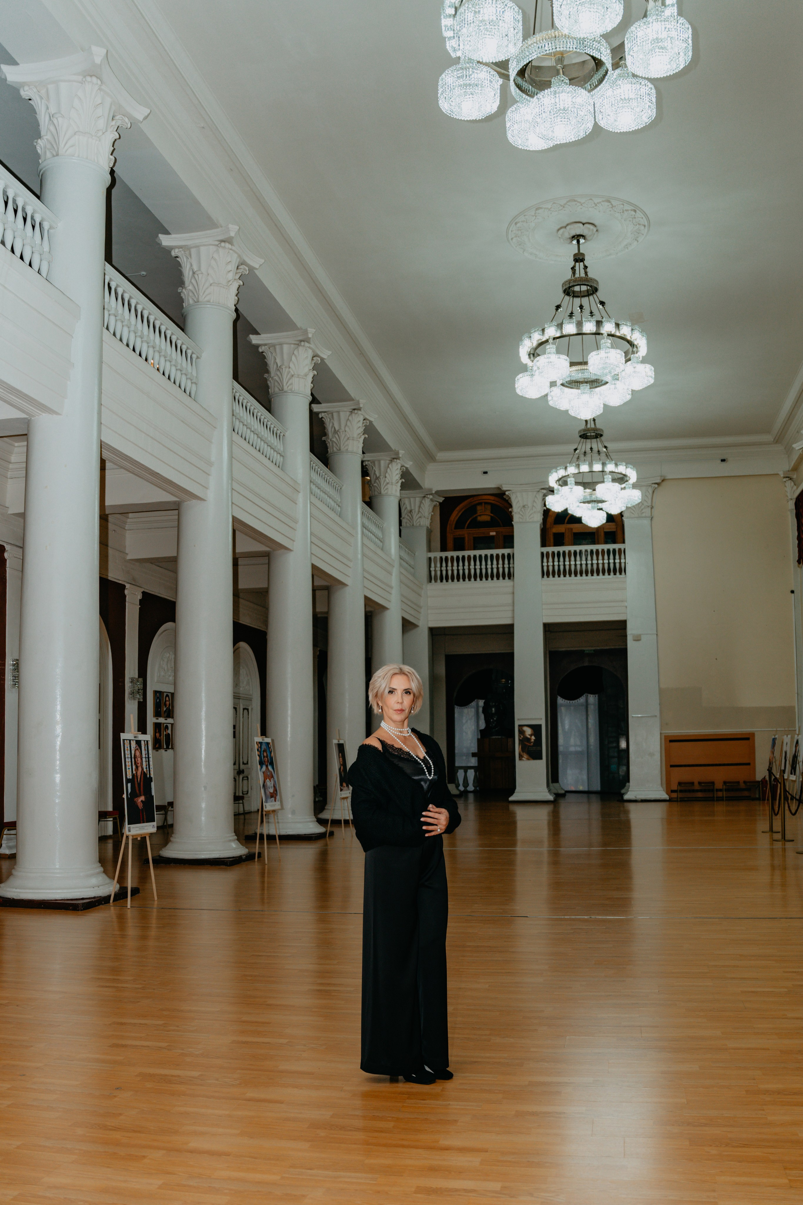 Инна театральная дива