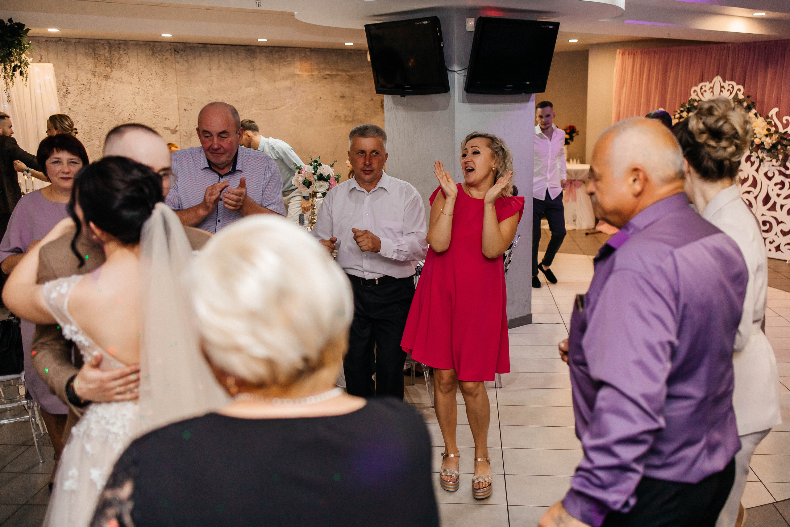 Лёша и Настя. Свадебный и портретный фотограф Минск Евсович Инна