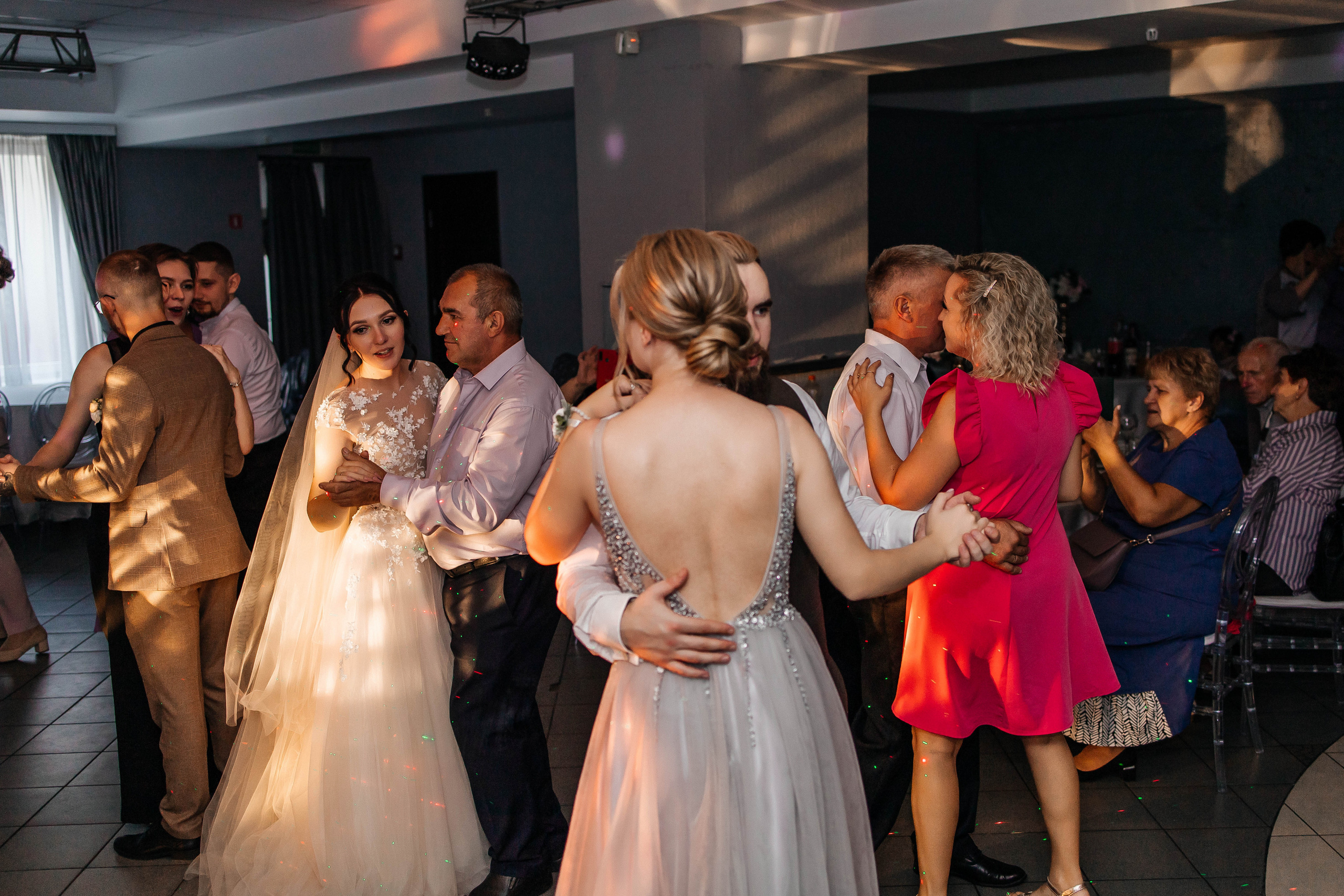 Лёша и Настя. Свадебный и портретный фотограф Минск Евсович Инна