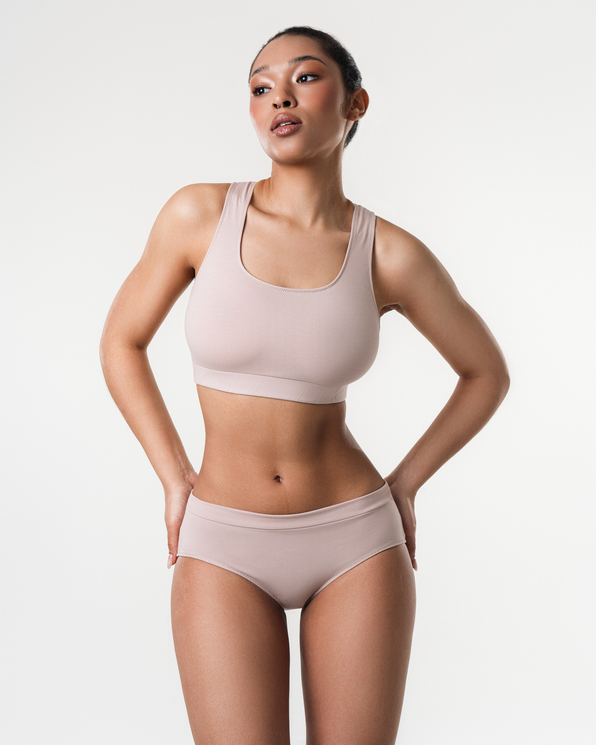 Monrie. Fashion фотограф и Арт директор. Санкт-Петербург и Москва