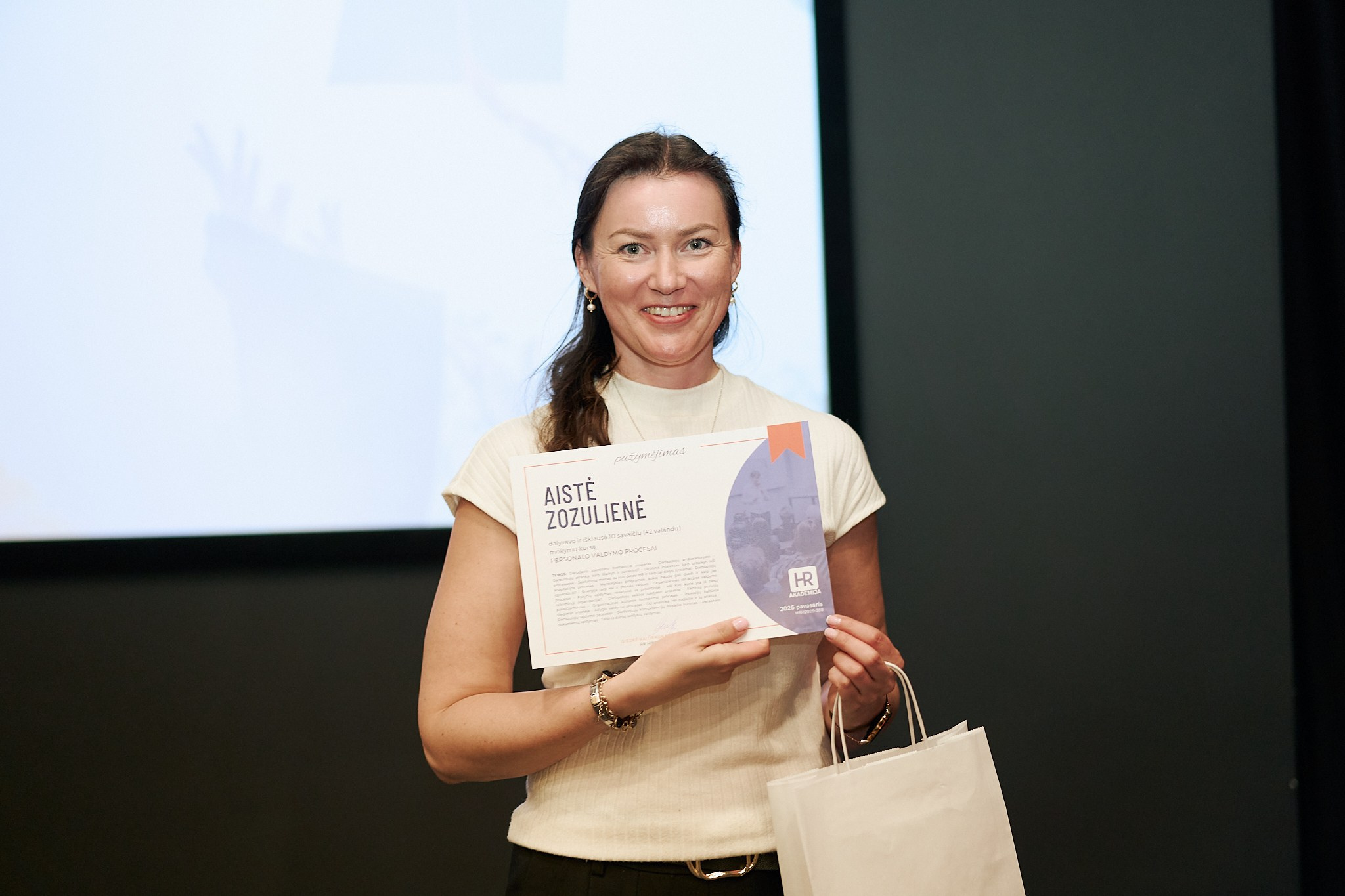 HR Hint Online. Photographer in Vilnius