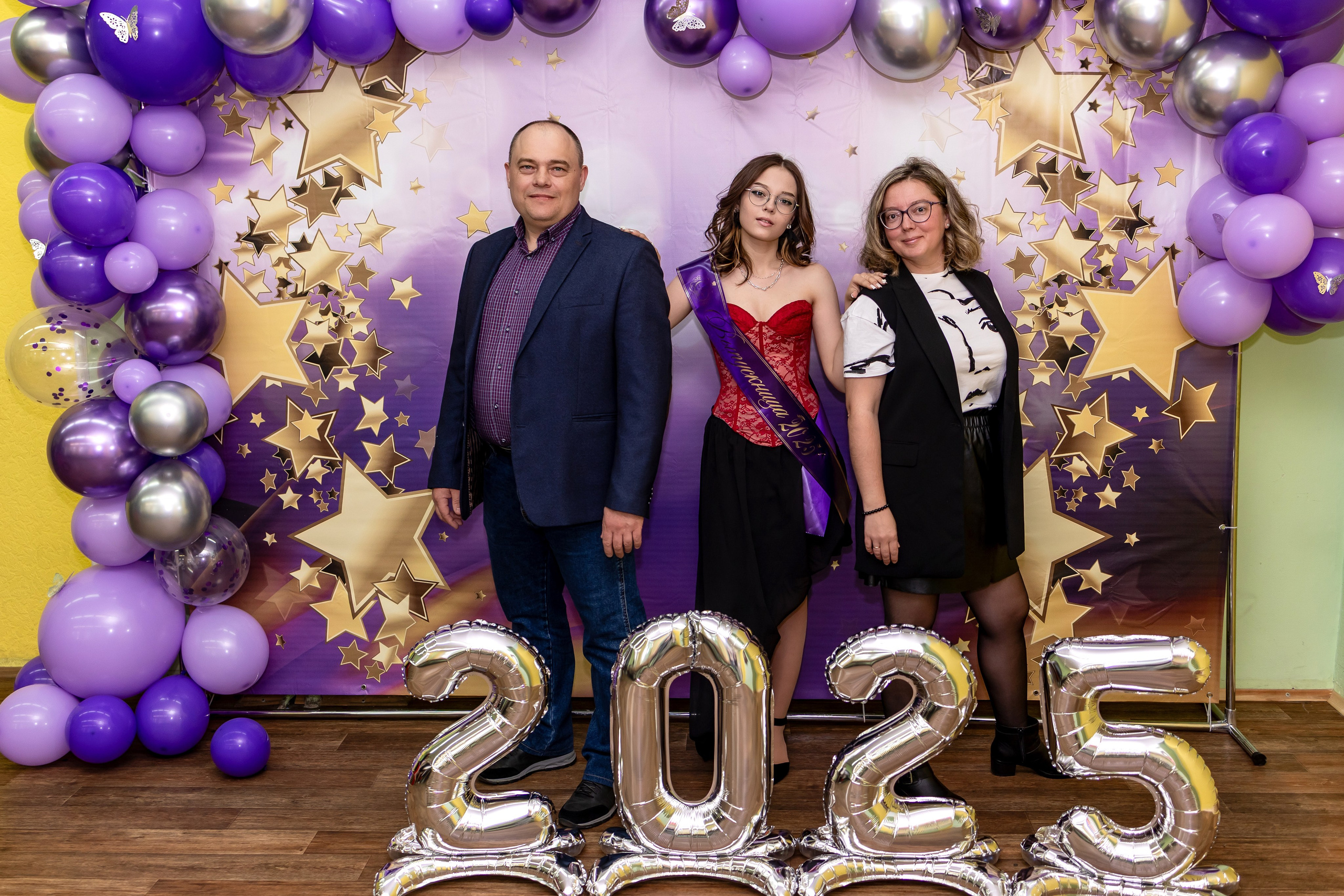 ФОТО Выпускной в школе (1). Фото и видео Москва. Свадебный фотограф, видеограф, фотосессии, видеосъемка