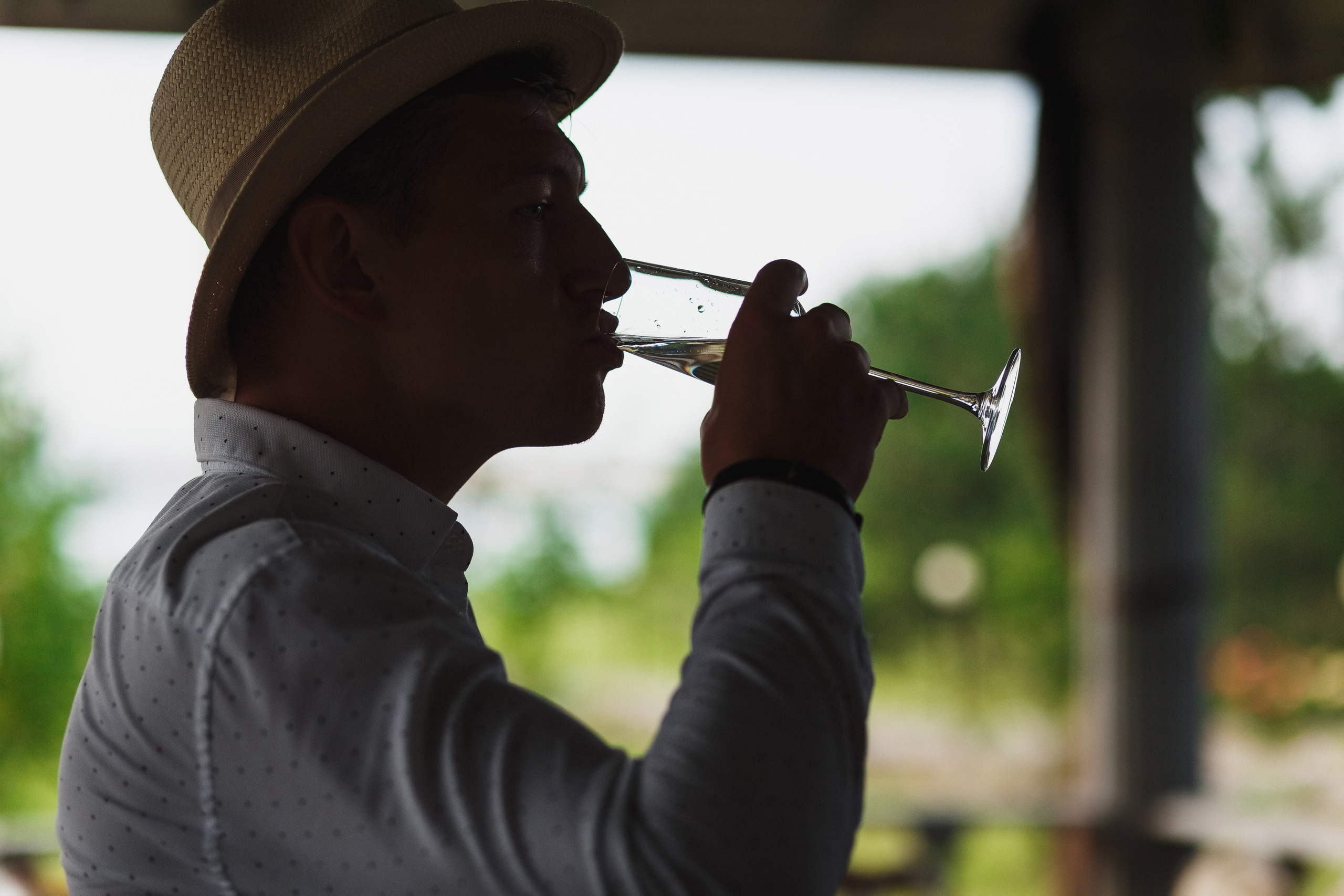 Свадебный фотограф Таганрог — фотосессия в центре города и банкет в коттедже «Виктория». Свадебный и семейный фотограф в Таганроге Бакарюк Антон