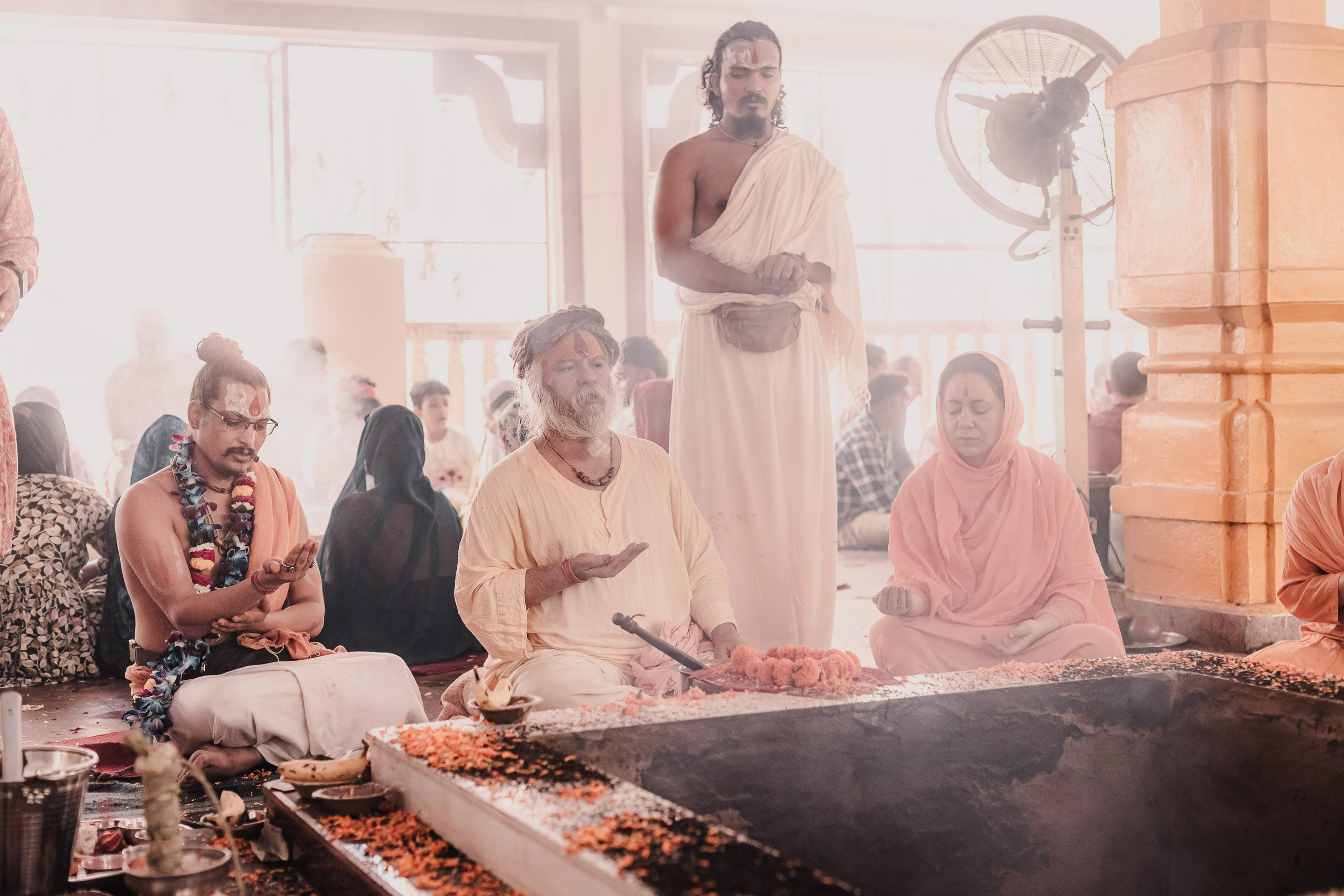Navaratri yajna at Devraha Baba Ji ashram. Мариам Багдасарян
