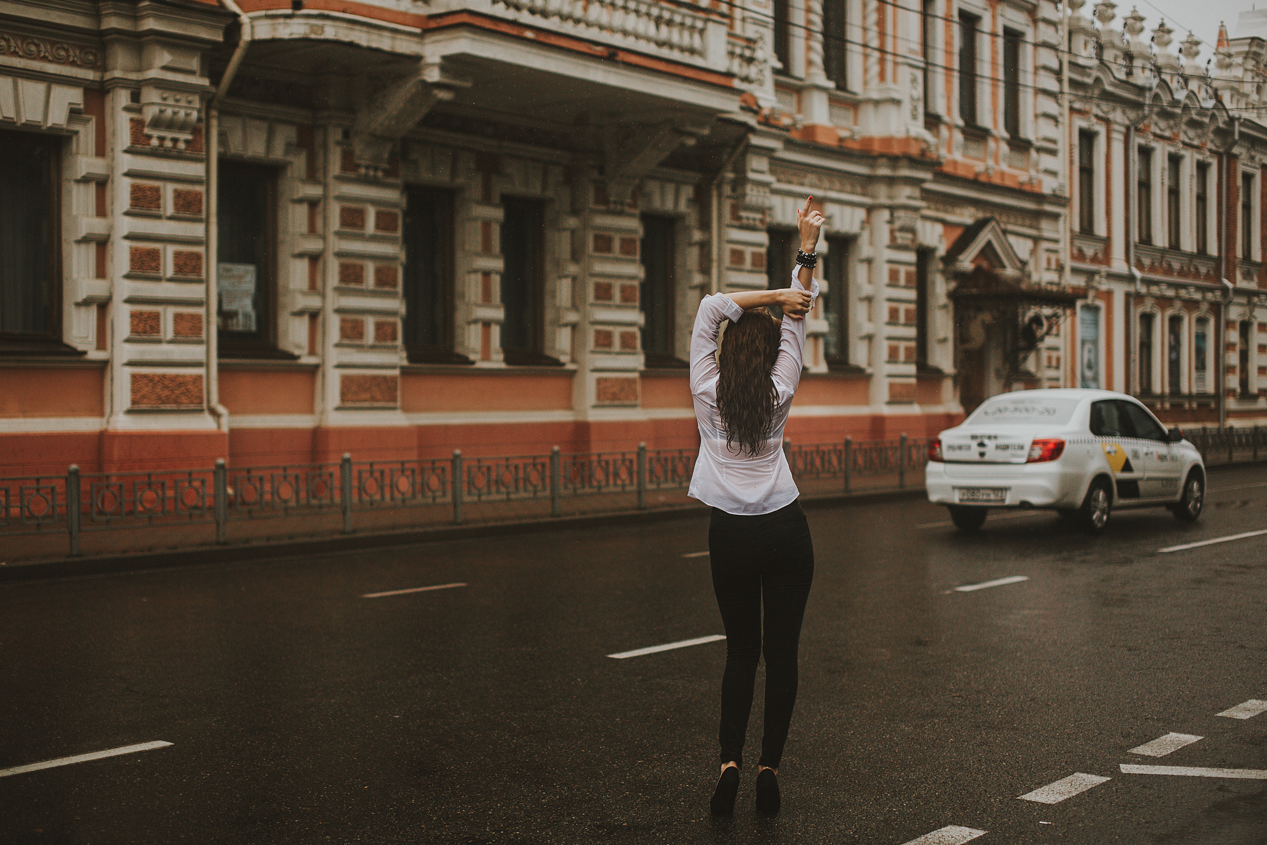 Под дождём…. Свадебный и семейный фотограф/видеограф в Краснодаре Наталья Осинская