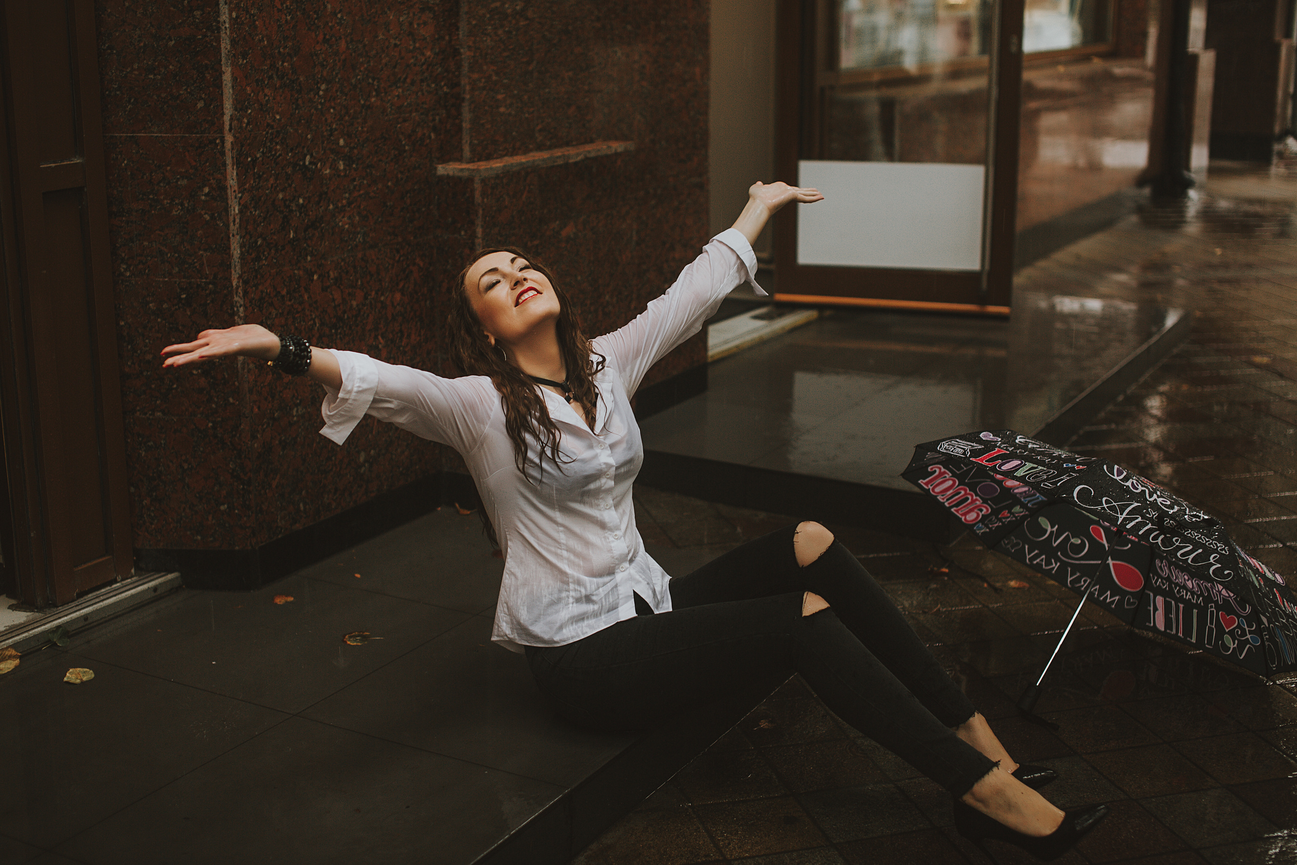 Под дождём…. Свадебный и семейный фотограф/видеограф в Краснодаре Наталья Осинская