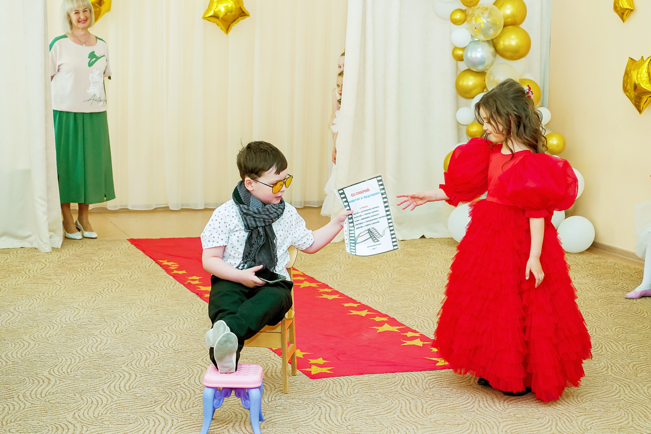 Фотосъемка видеосъёмка фотограф видеооператор новогодних утренников  в. Фотограф, видеооператор Нина Коршунова