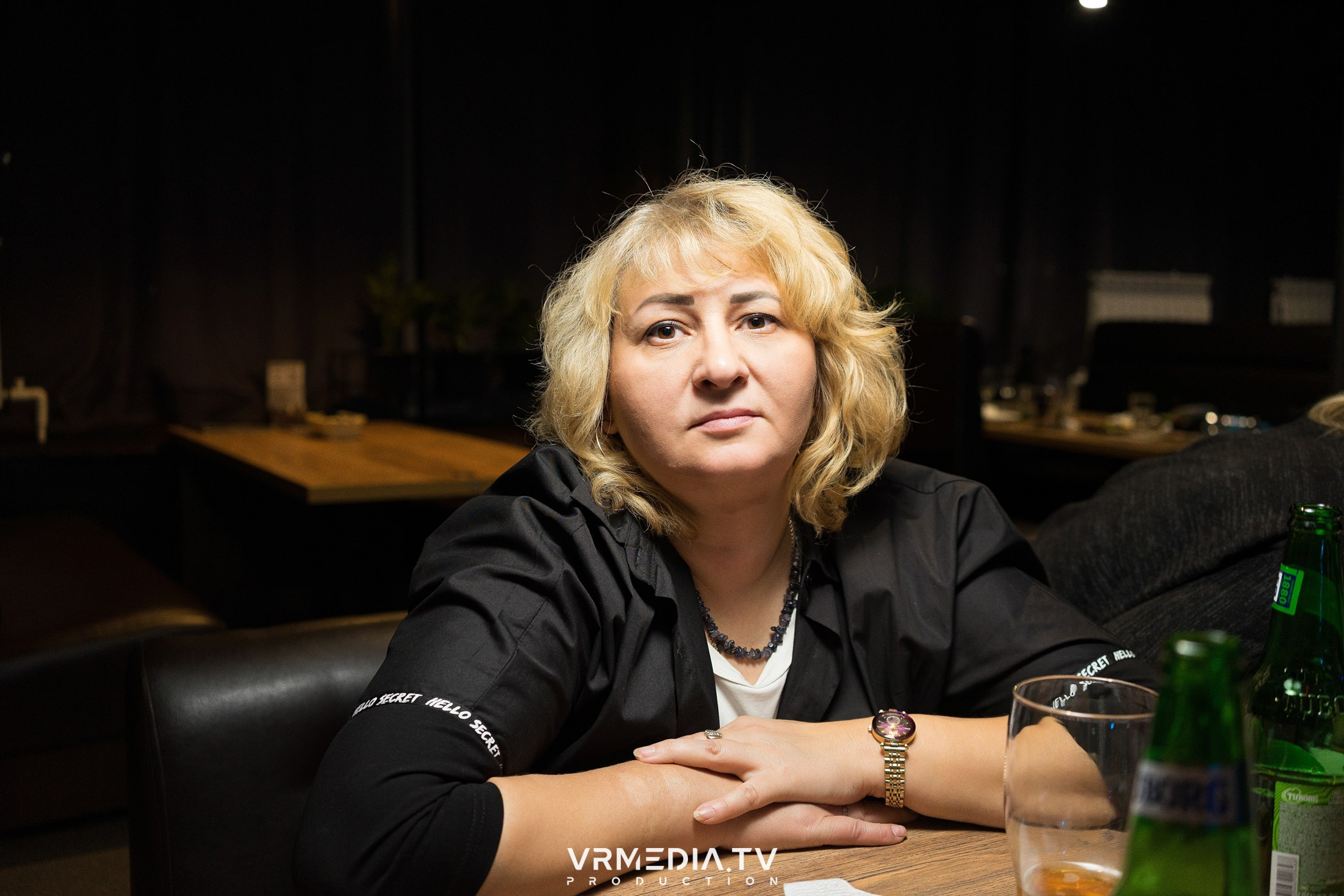 Эйнштейн Party в баре «Друзья»