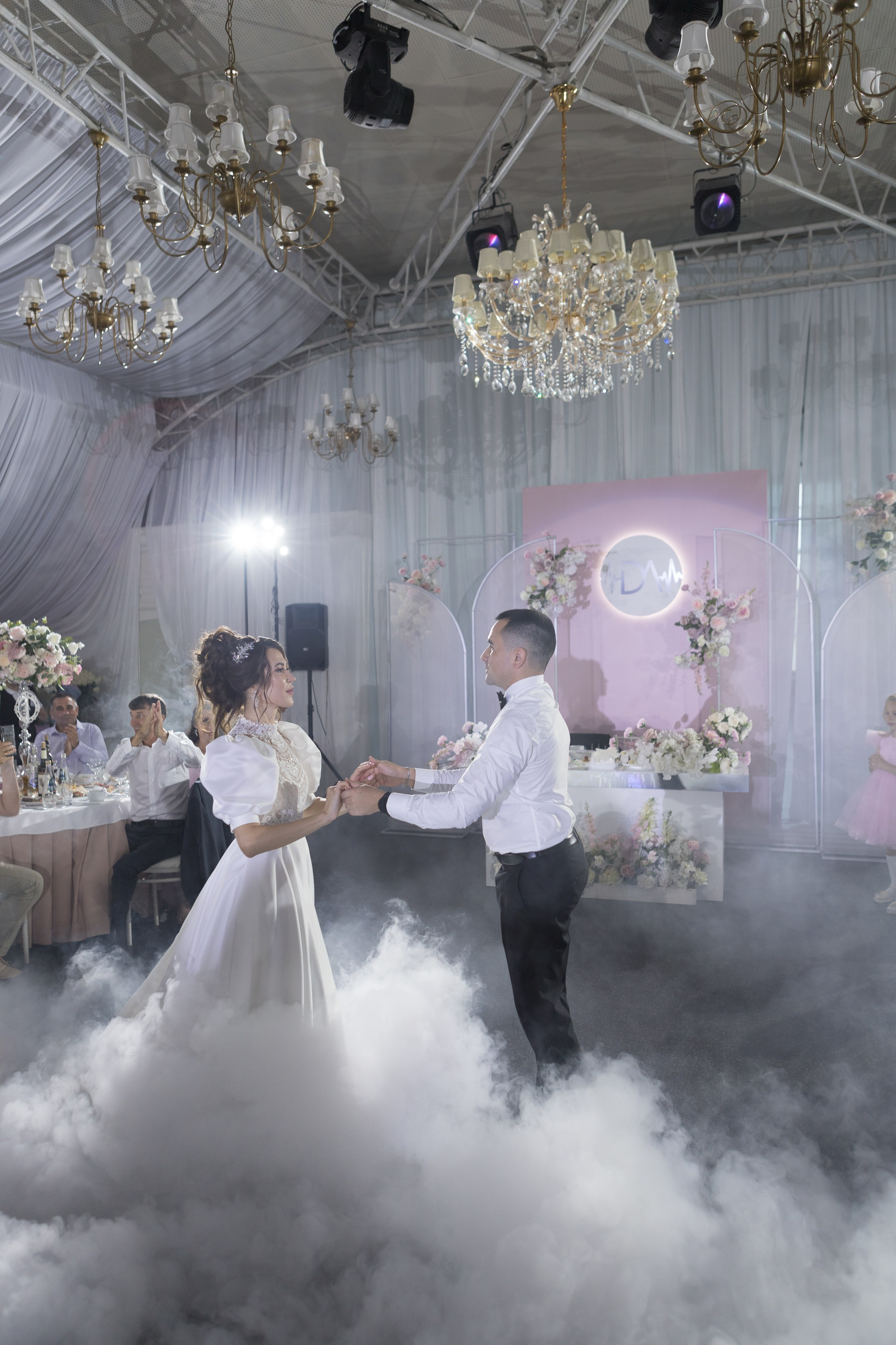 Свадебный фотограф Уфа — Руслан ГабдлисламовЖивые эмоции, красивые кадры, воспоминания на всю жизнь.Работаю по всей Республике Башкортоста. Свадебный фотограф Уфа Руслан Габдлисламов