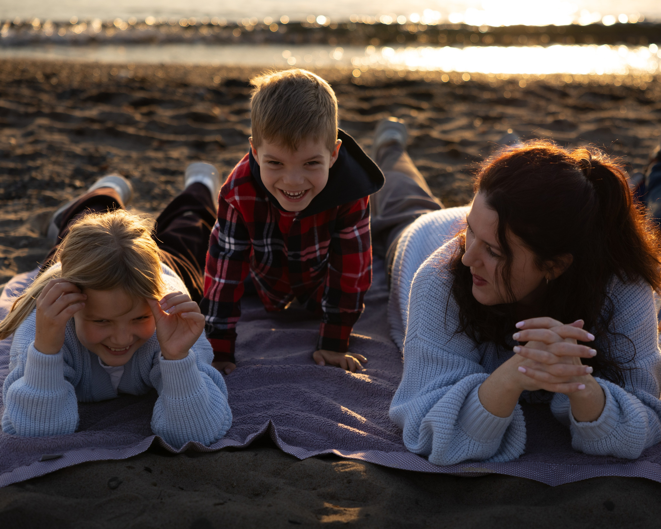 Евгения и детки. Фотограф Новосибирск, Академгородок — Айна