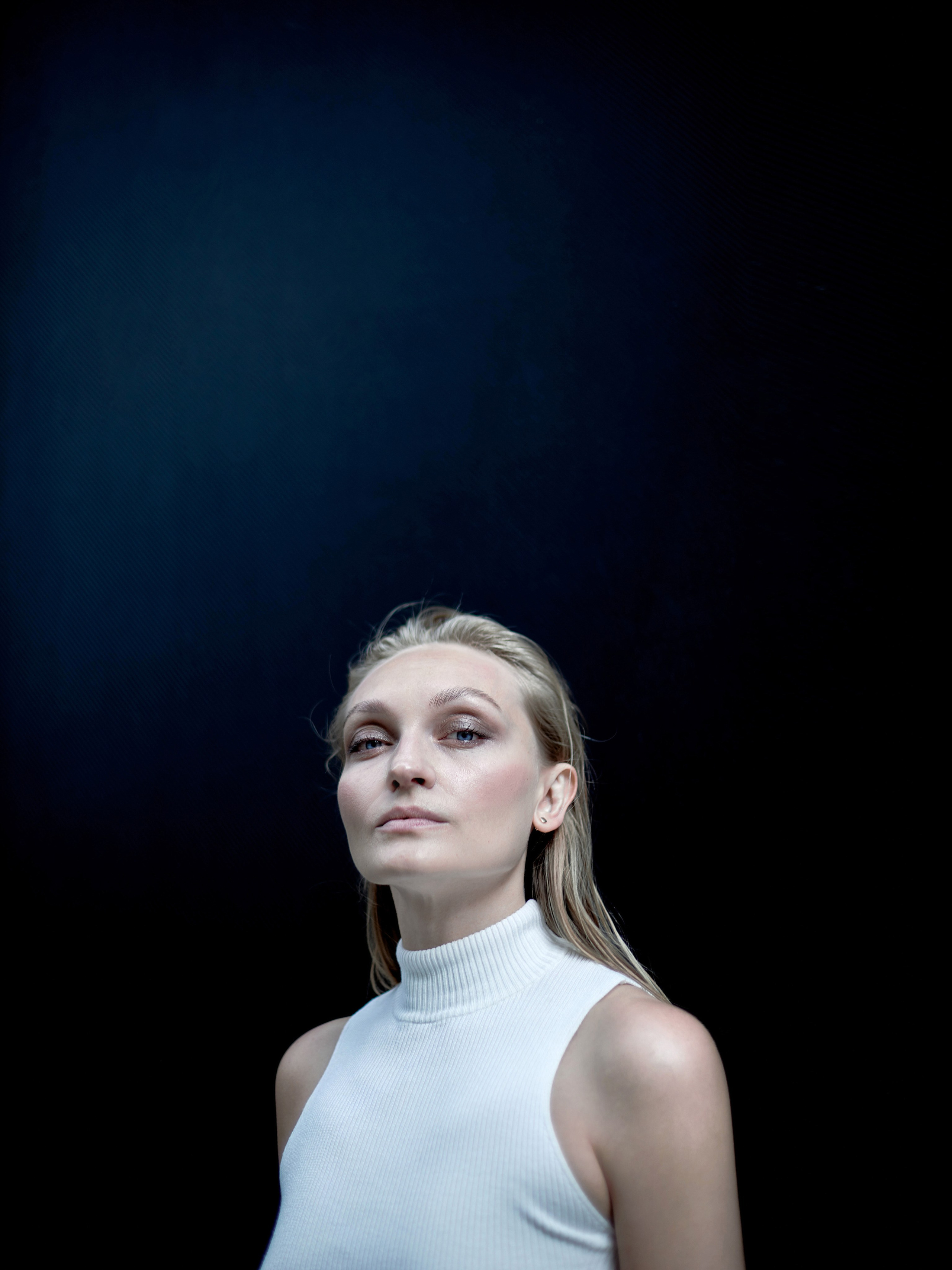 KSENIA. Yulia Otroschenko