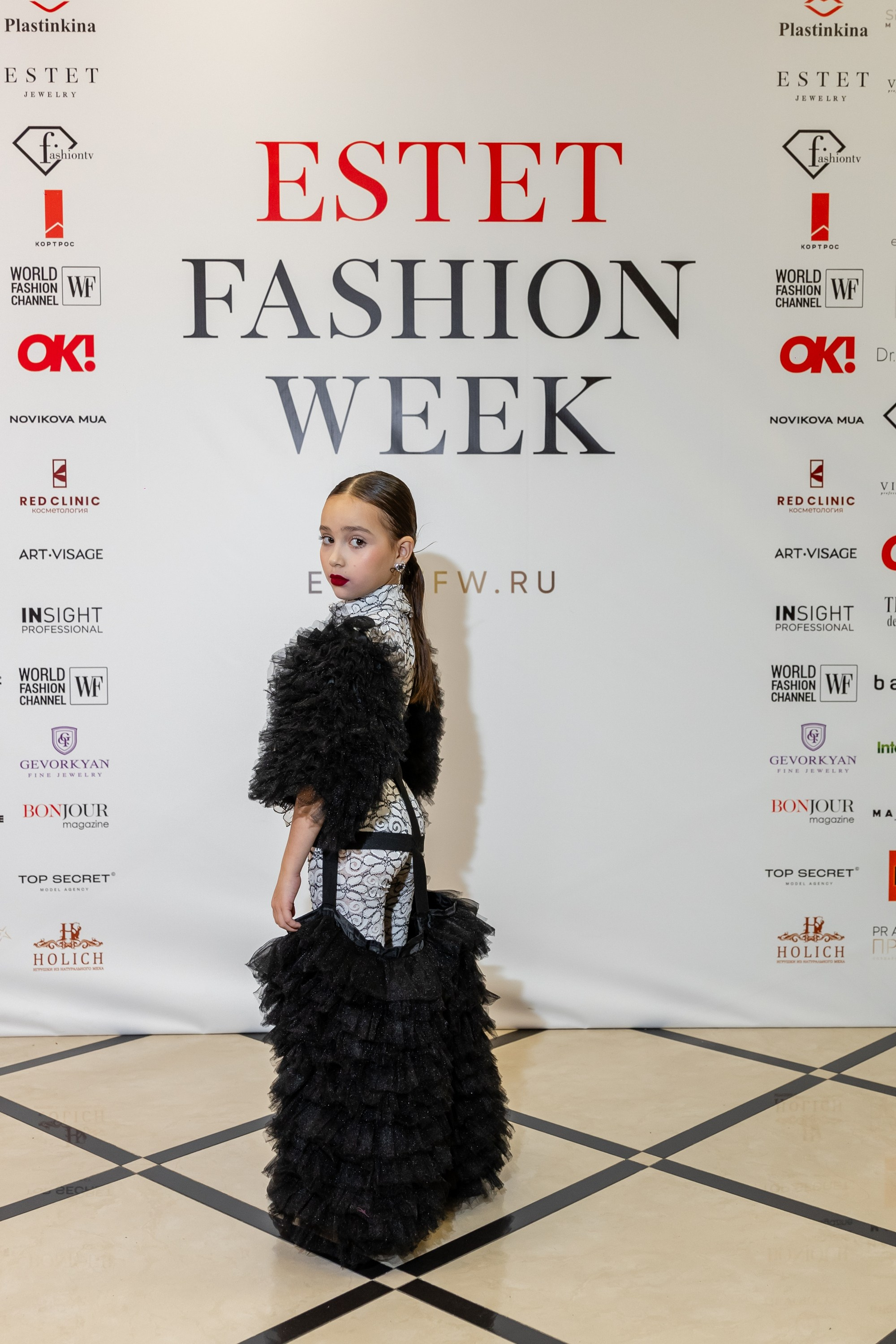 ESTET FASHION WEEK (KIDs REVOLUTION). Татьяна Чернышова свадебный фотограф Москва