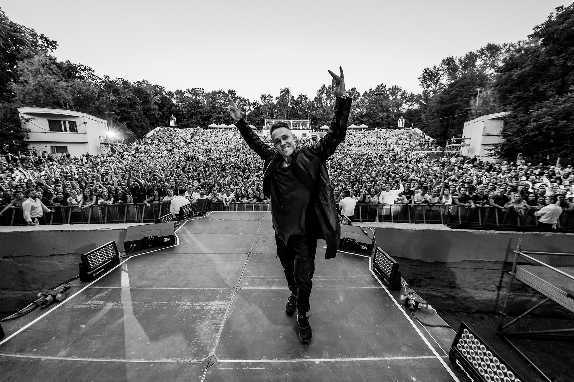 Виталий Кривцов  Музыкальный и концертный фотограф Фотосъёмка артистов, концертов и фестивалей Виталий Кривцов За кулисами музыки в кадре. Репортажный, event, концертный и backstage фотограф из Москвы Виталий Кривцов