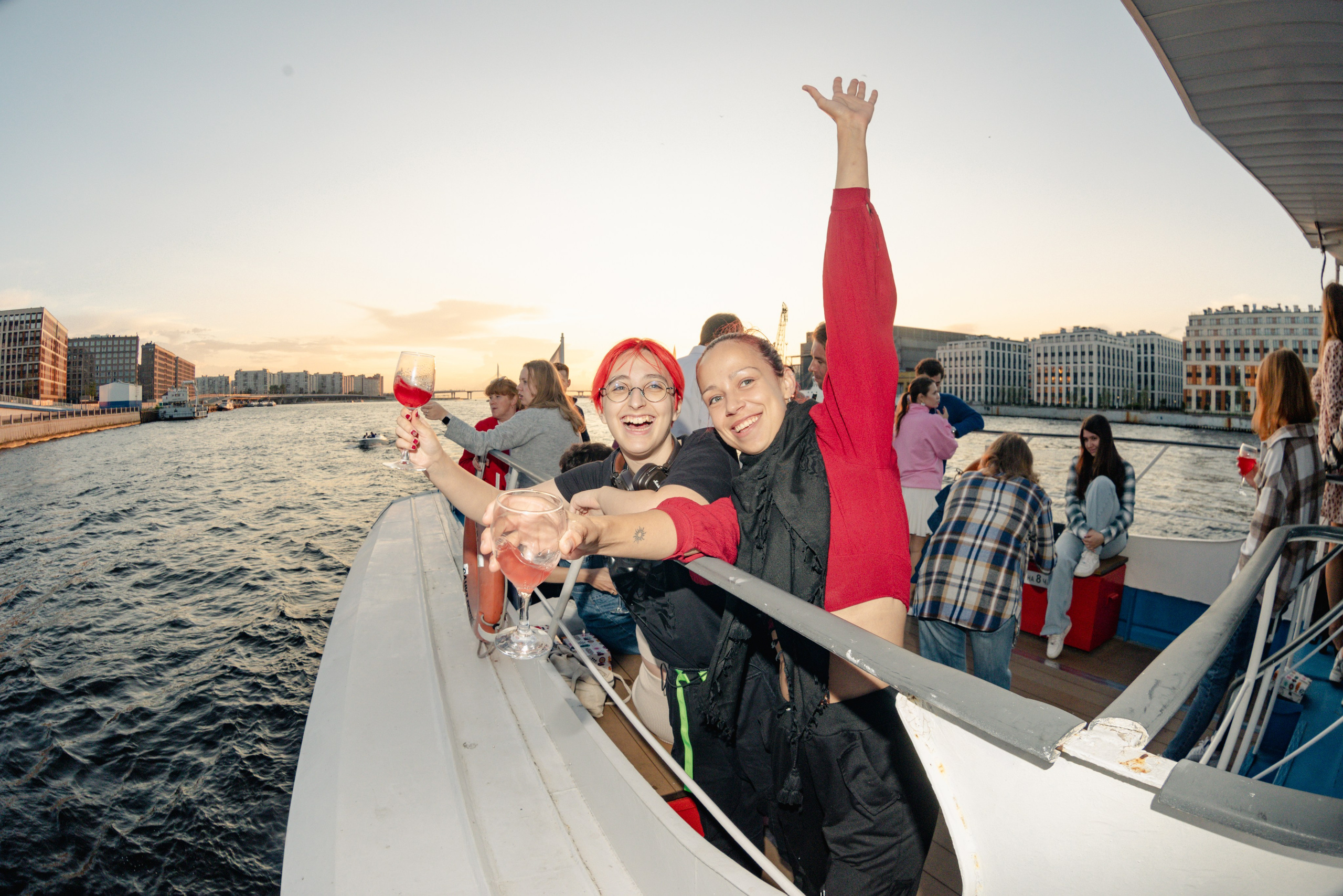 Gravity Project круизы. Репортажный и портретный фотограф в Санктпетербурге. Видиосъемка мероприятий в Санкт-Петербурге