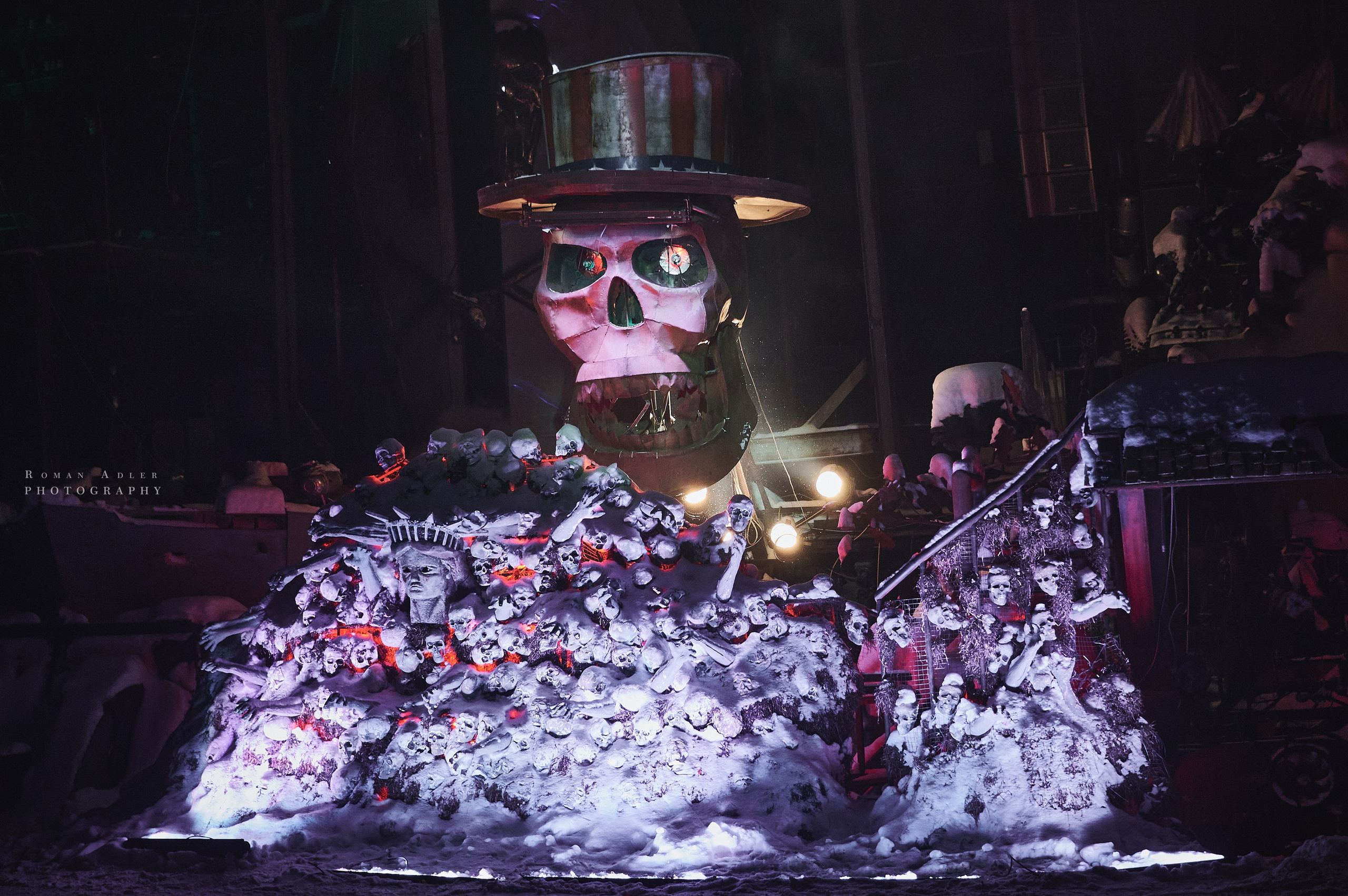 Новогодняя сказка от Ночных волков. Фотограф Роман Адлер